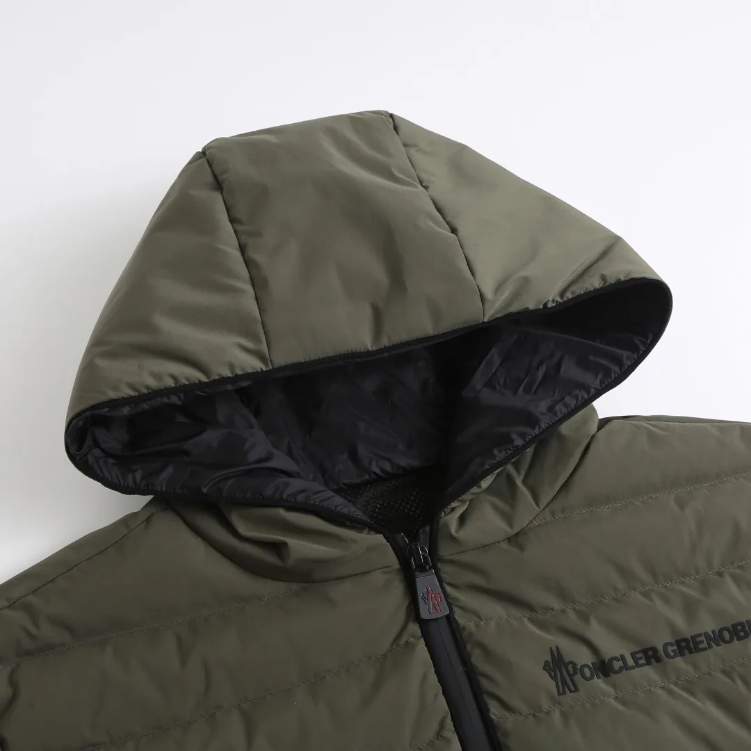 Куртки И Пуховики Женские Moncler 18639740