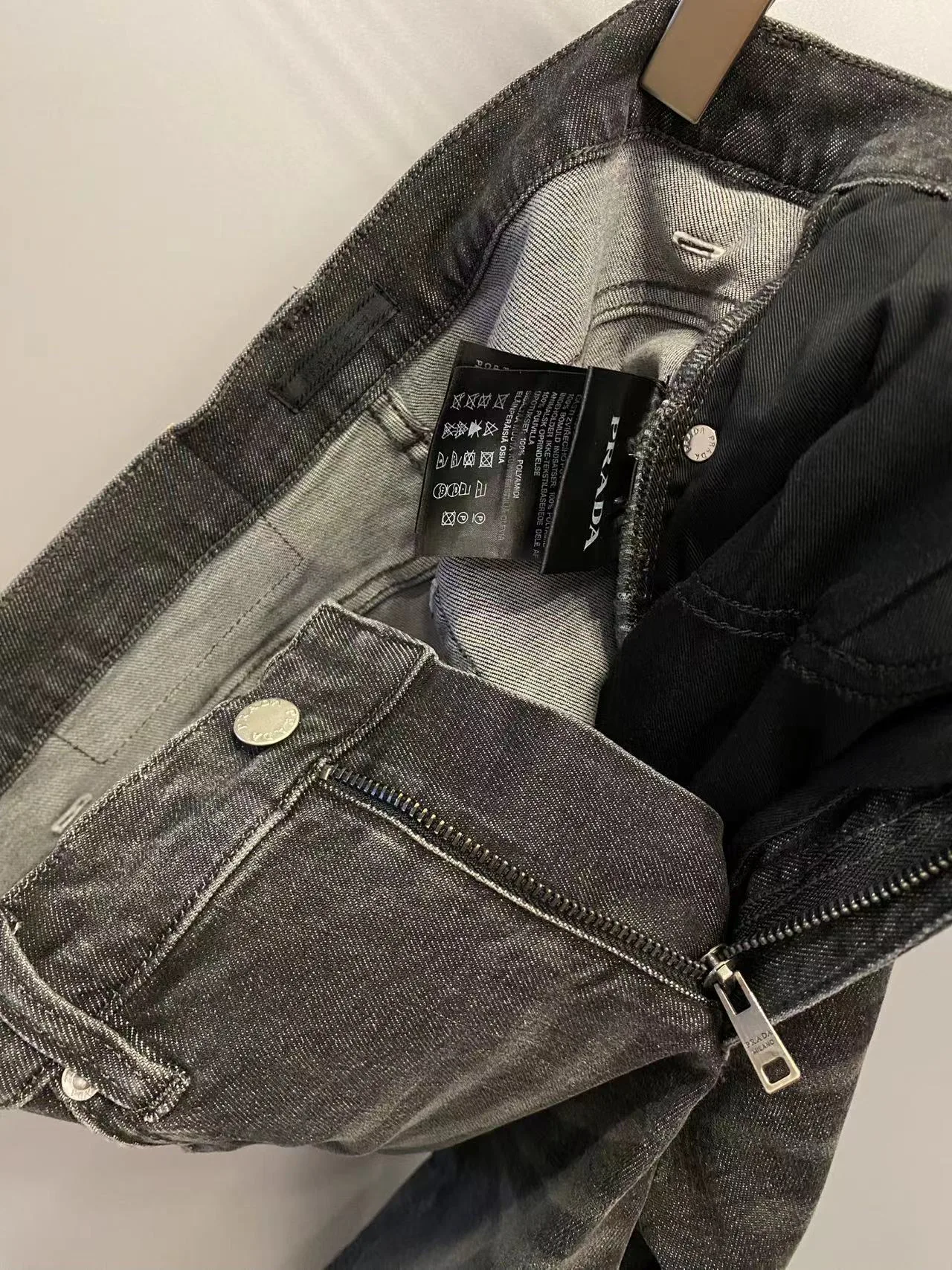 Джинсы Мужские Prada 16941069