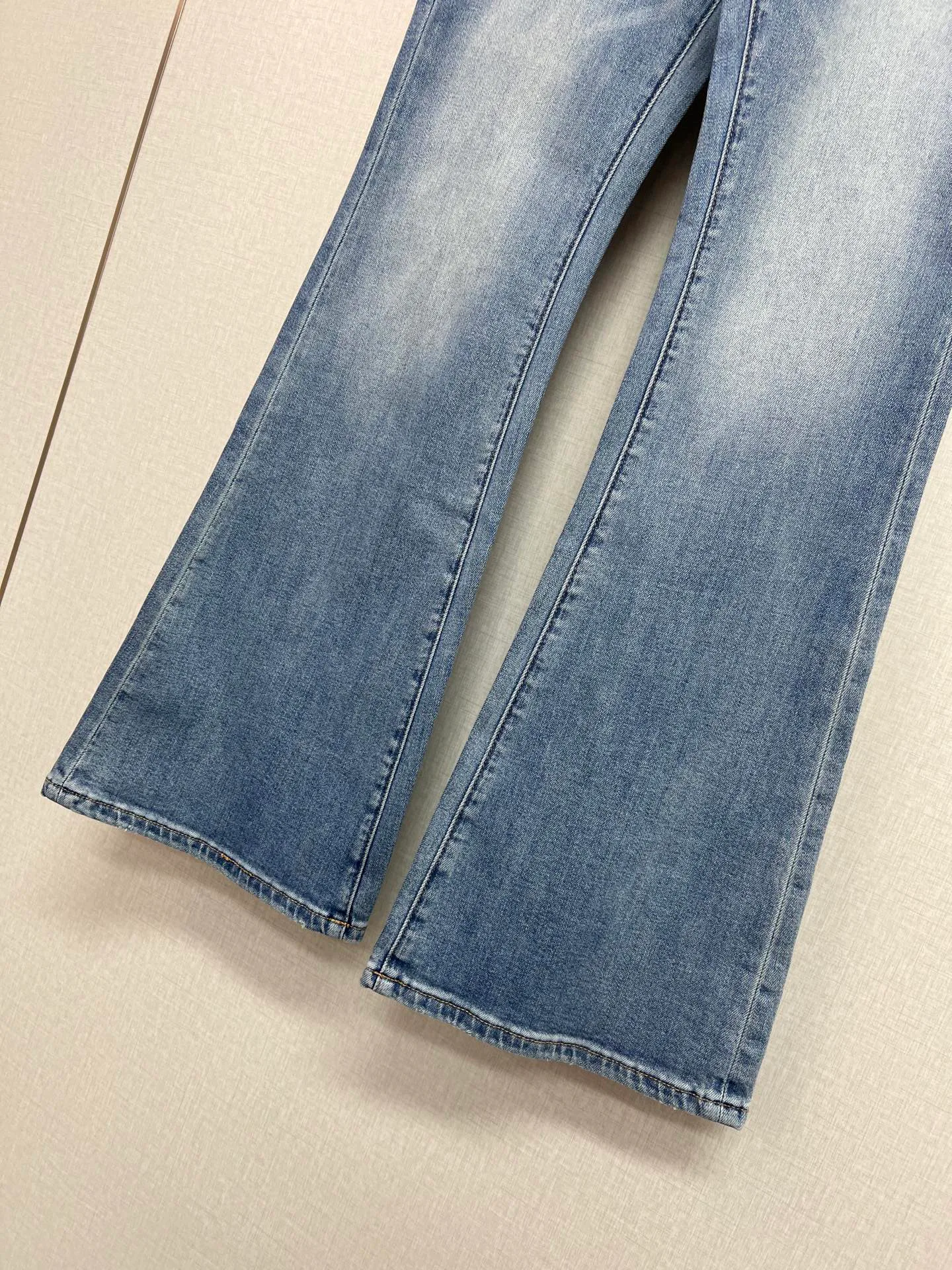 Джинсы Женские Saint Laurent 13233653