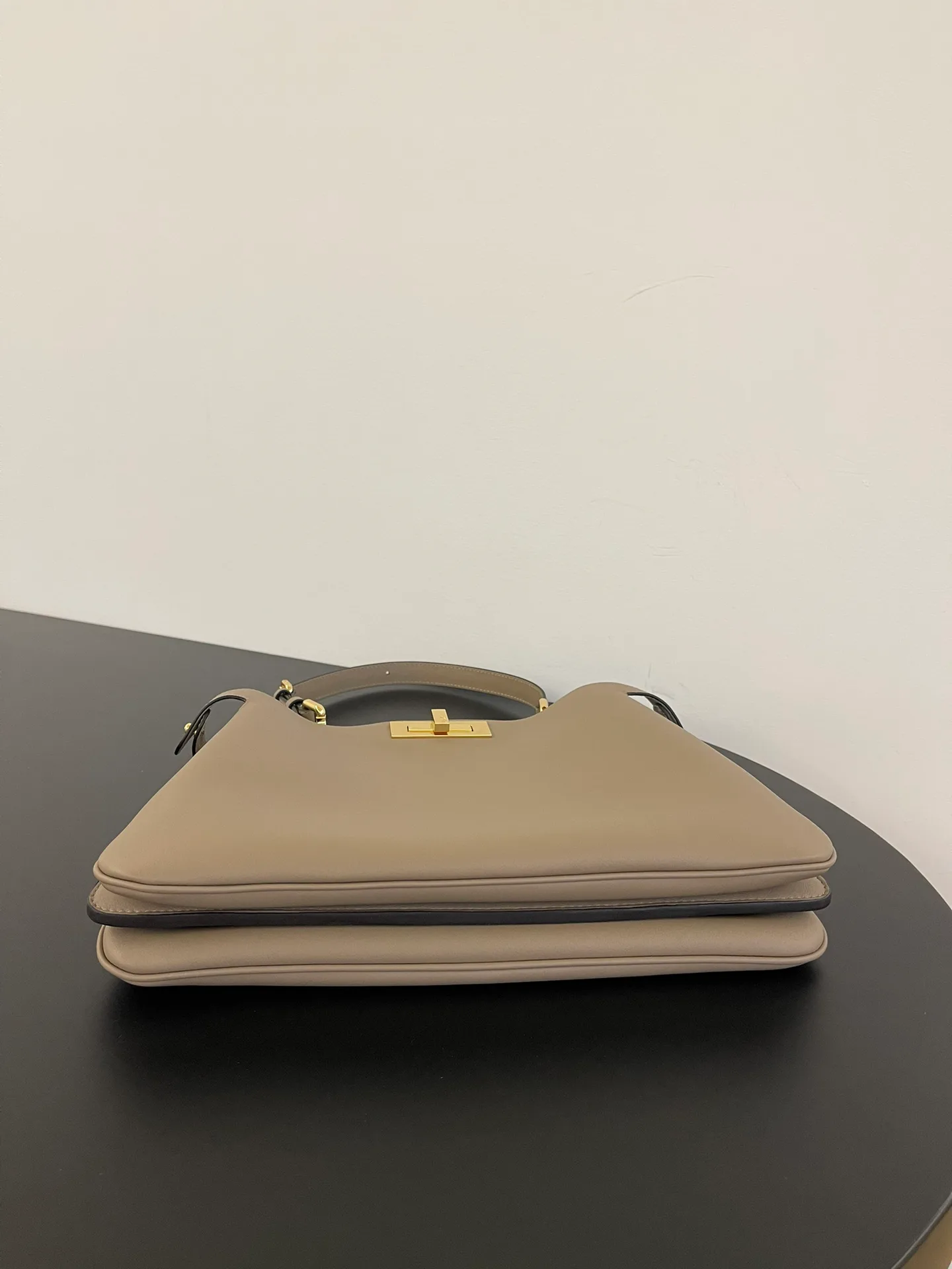 Классические Сумки Женские Fendi 13546269