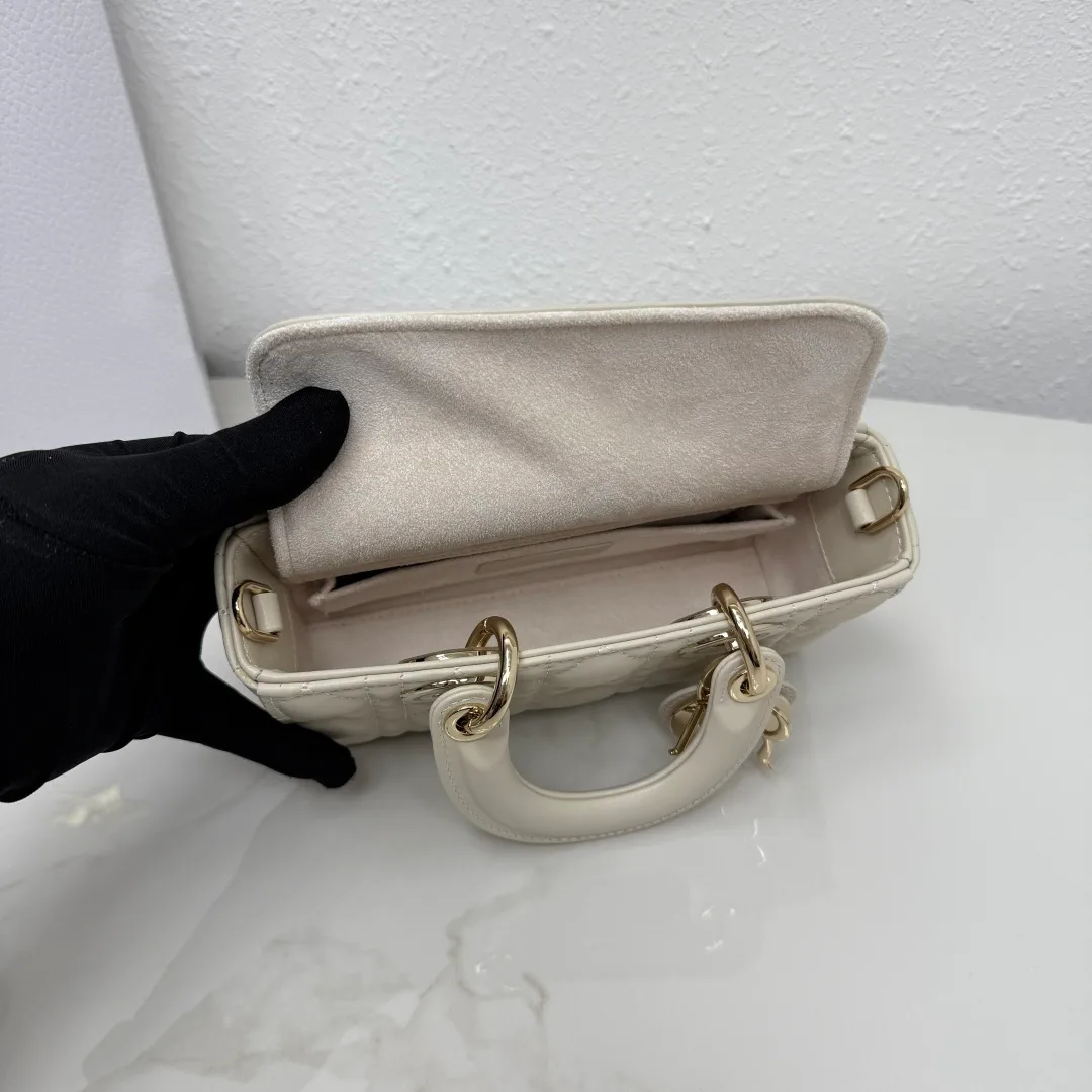 Классические Сумки Женские Christian Dior 17601434