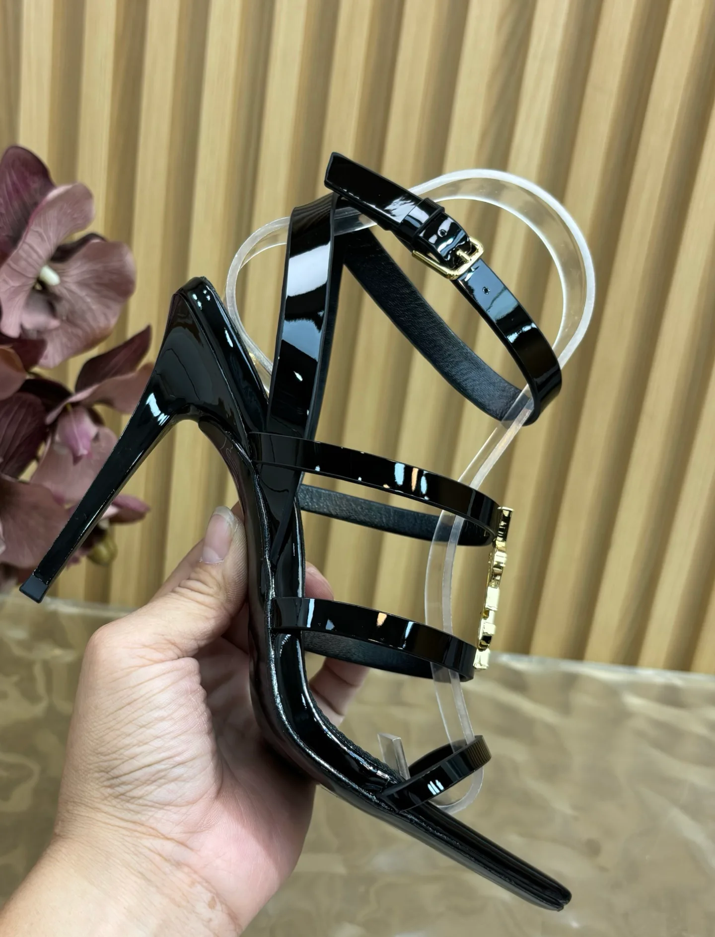 Босоножки Женские Saint Laurent 11490751