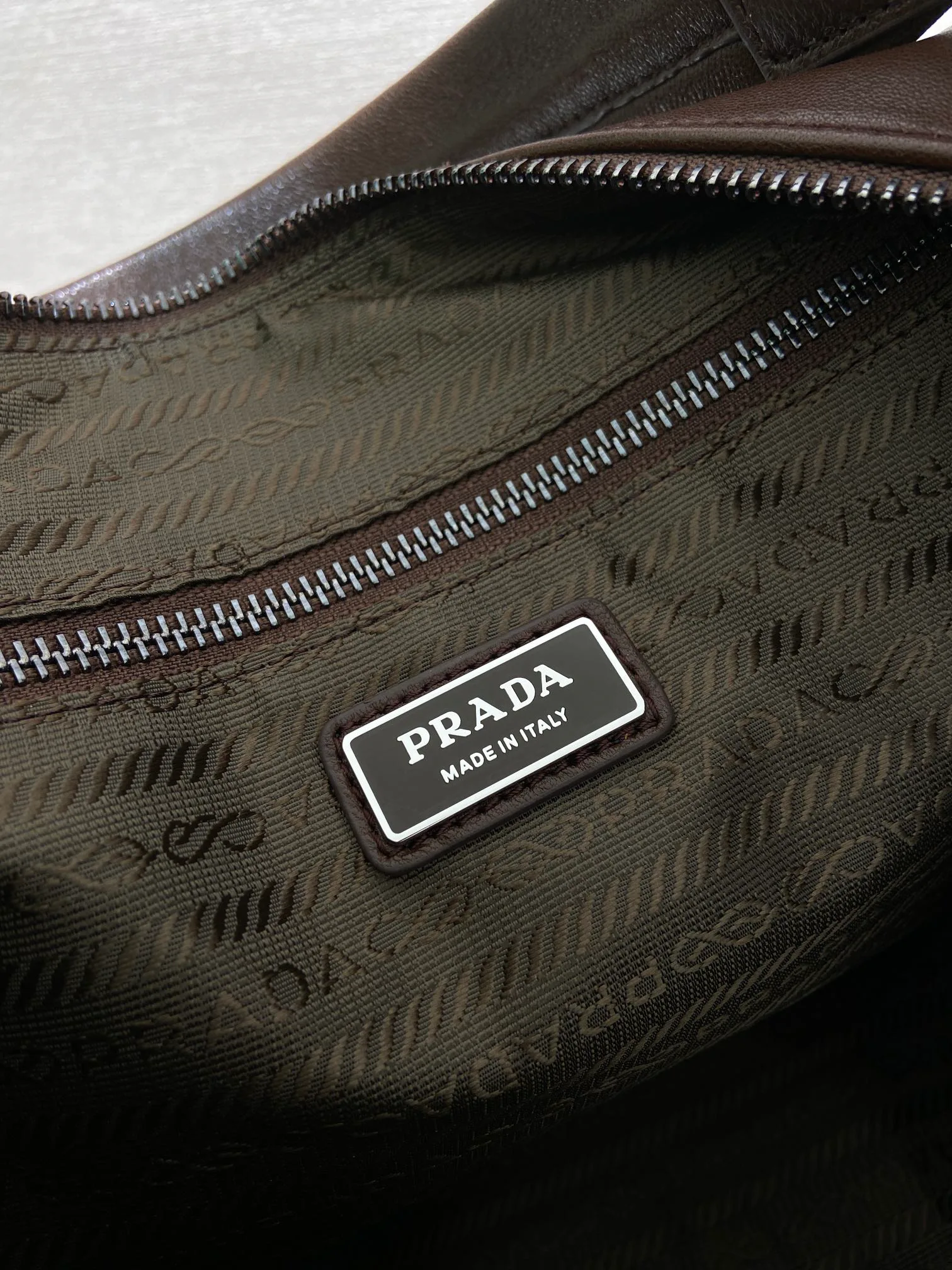 Сумки На Ремне Женские Prada 11627383