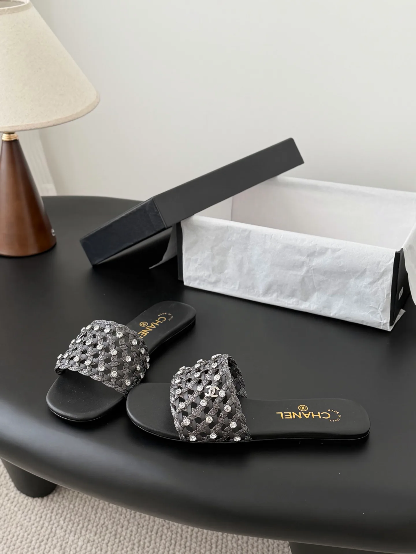 Шлепанцы Женские Chanel 10957687