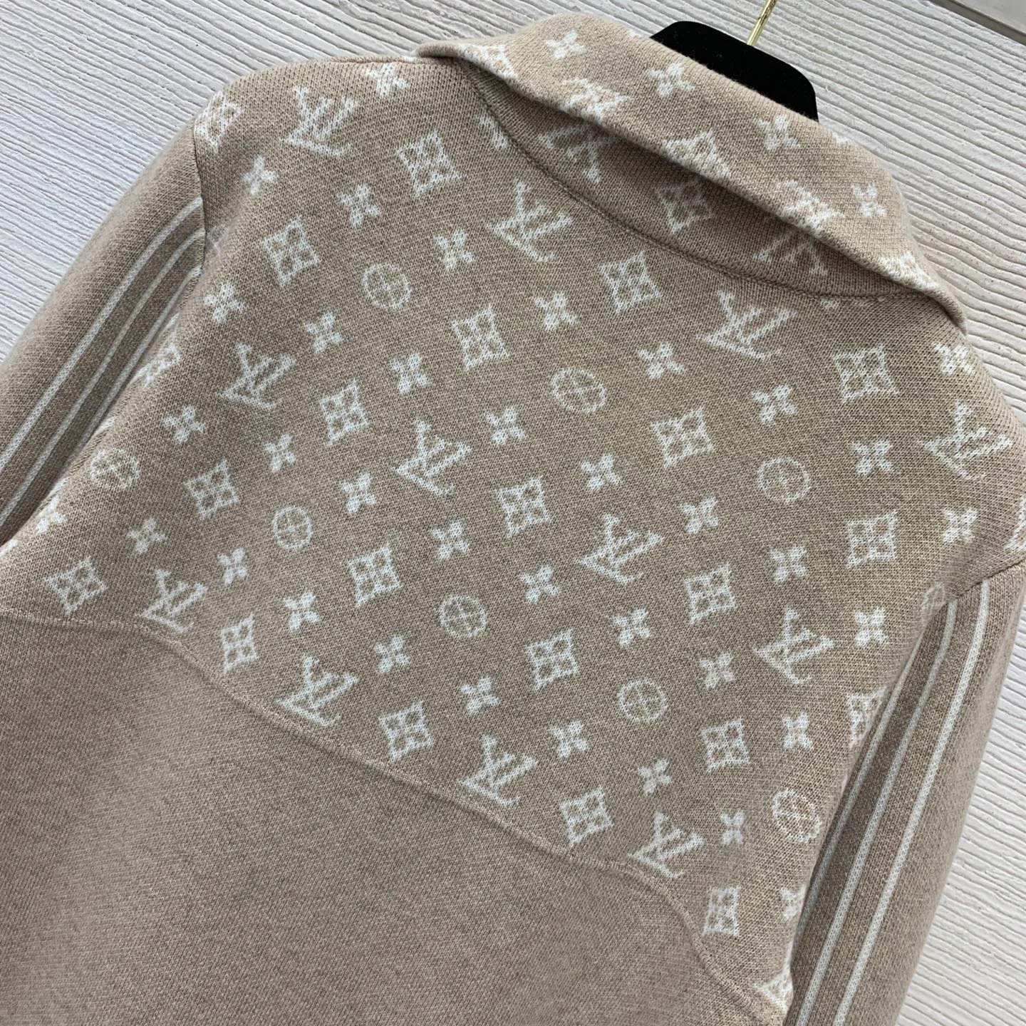 Джемперы И Свитеры Женские Louis Vuitton 18902448
