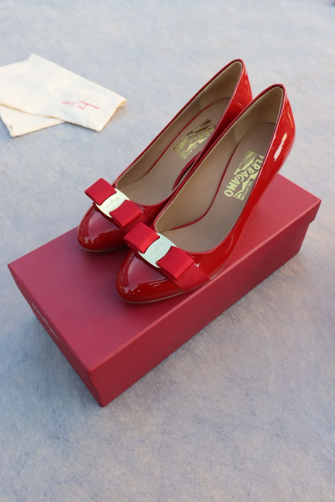 Туфли Женские Salvatore Ferragamo 888971