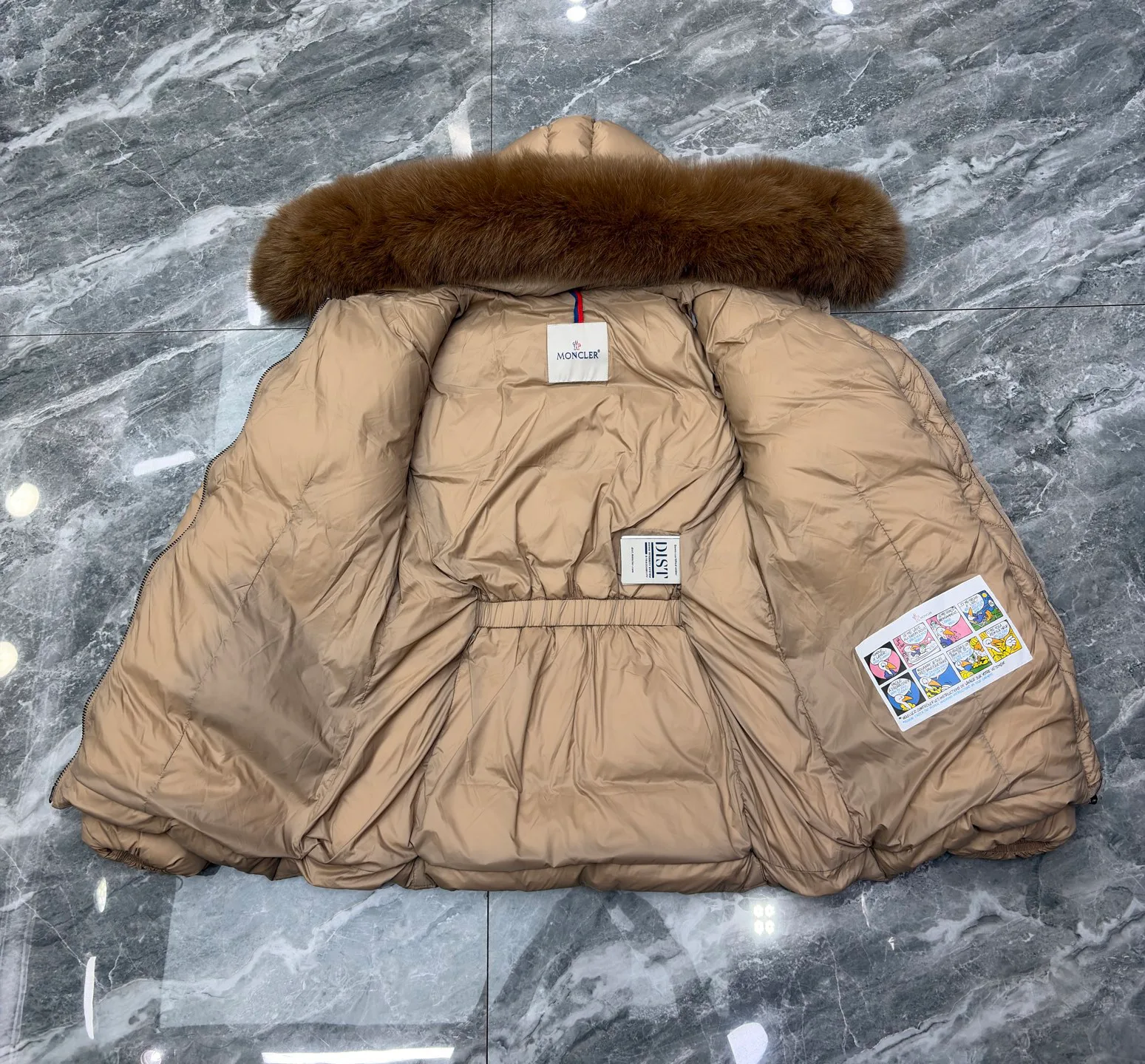 Куртки И Пуховики Женские Moncler 18111720
