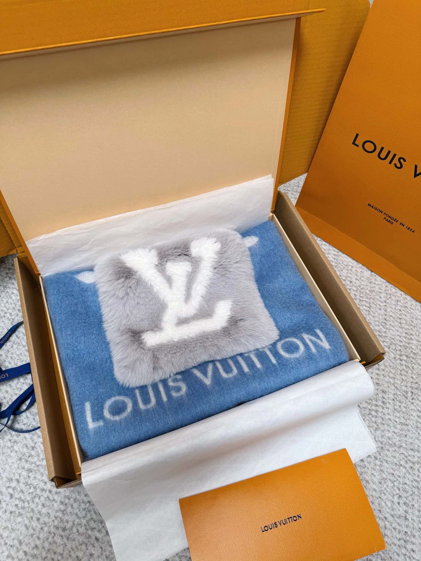 Шарфы Louis Vuitton 287776