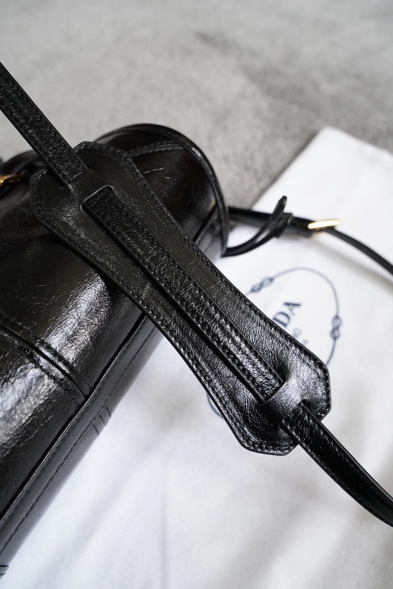Классические Сумки Женские Prada 11910640