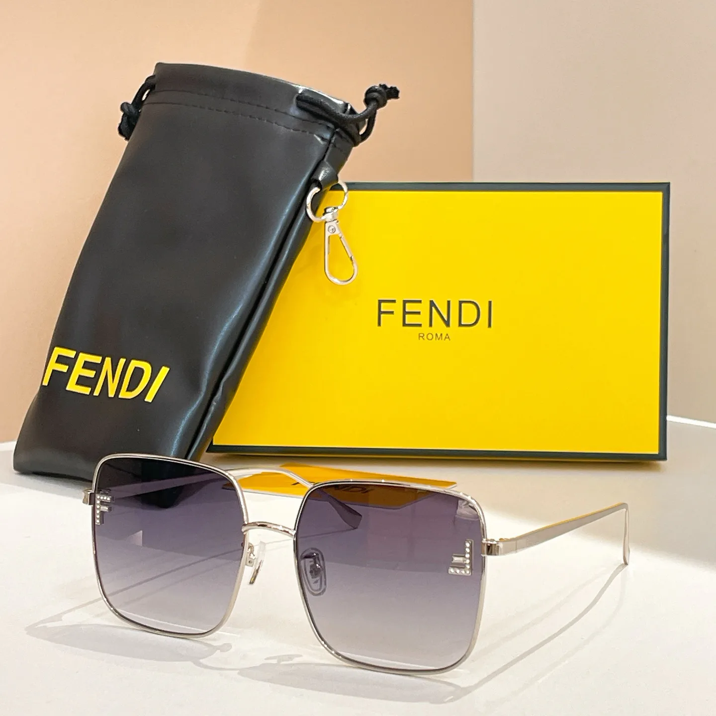 Очки Fendi 14347932