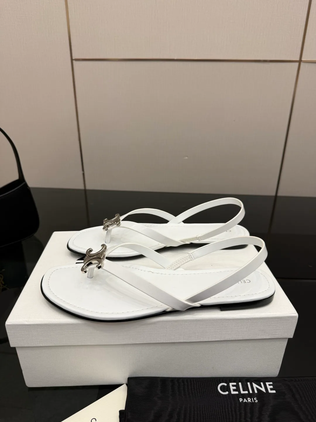 Сандалии Женские Celine 13461679