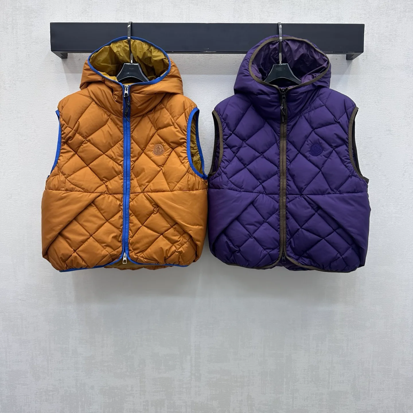 Жилеты Женские Moncler 18480677