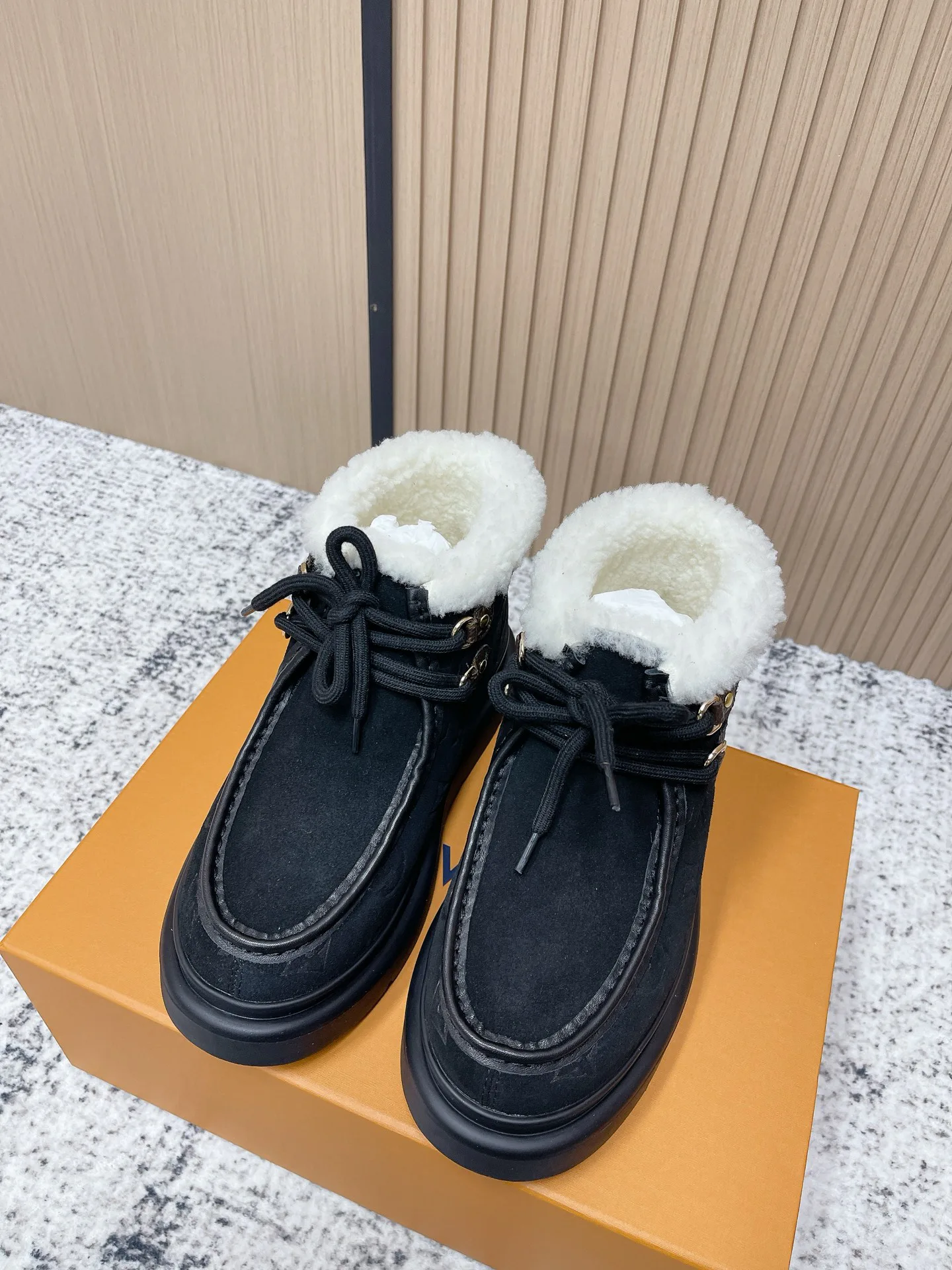 Угги Женские Louis Vuitton 355923