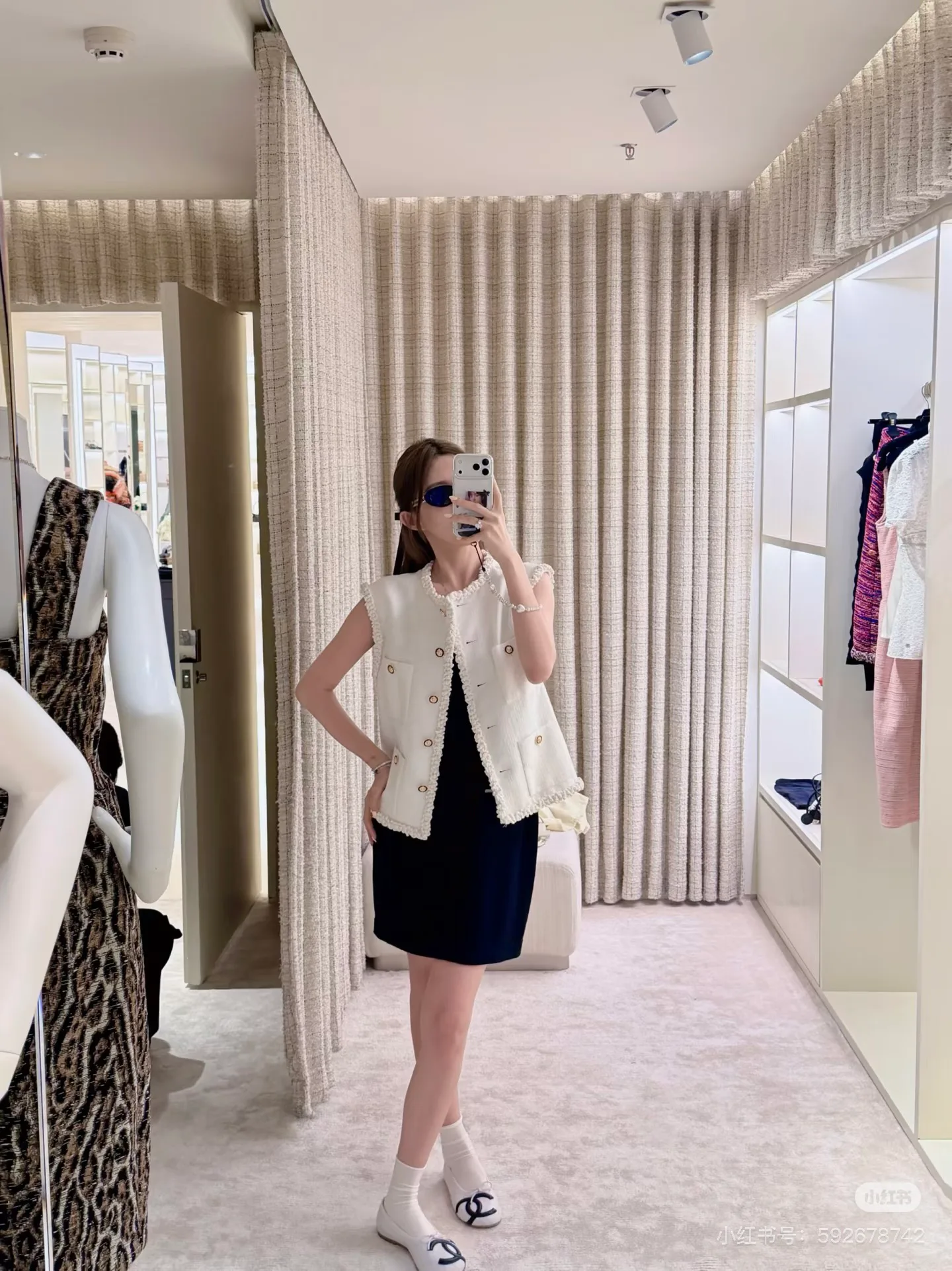 Жилеты Женские Chanel 18601379