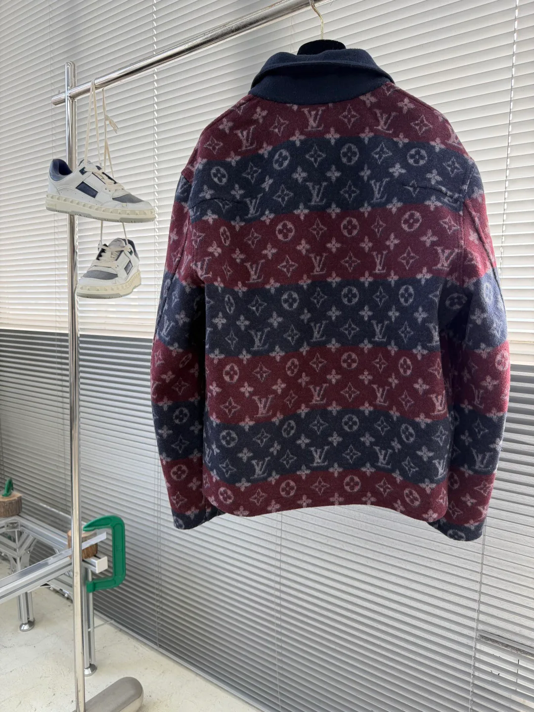 Куртки И Пуховики Мужские Louis Vuitton 1265352