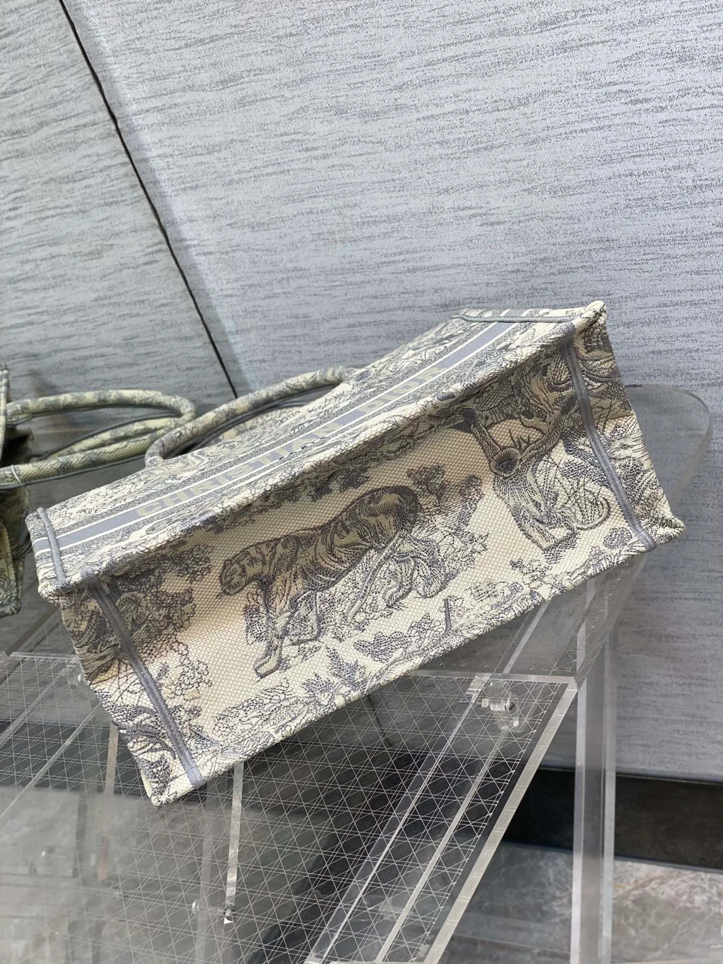 Классические Сумки Женские Christian Dior 11224036