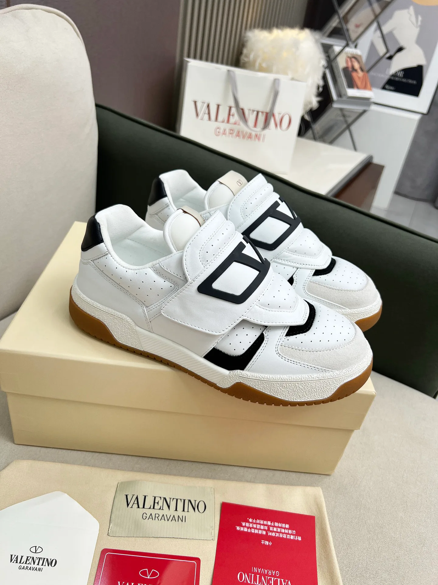 Кроссовки Женские Valentino 2628082