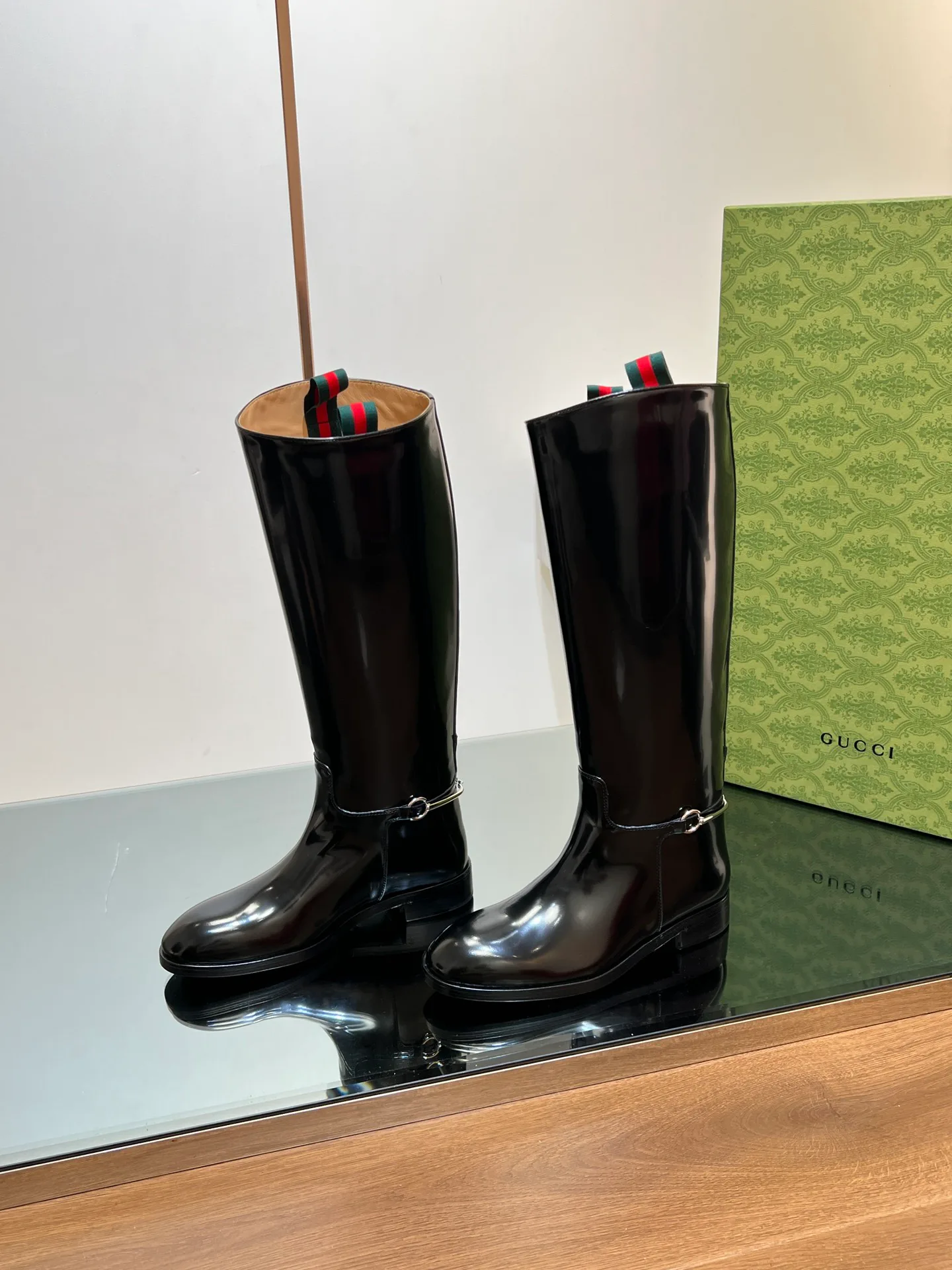 Сапоги Женские Gucci 18083325