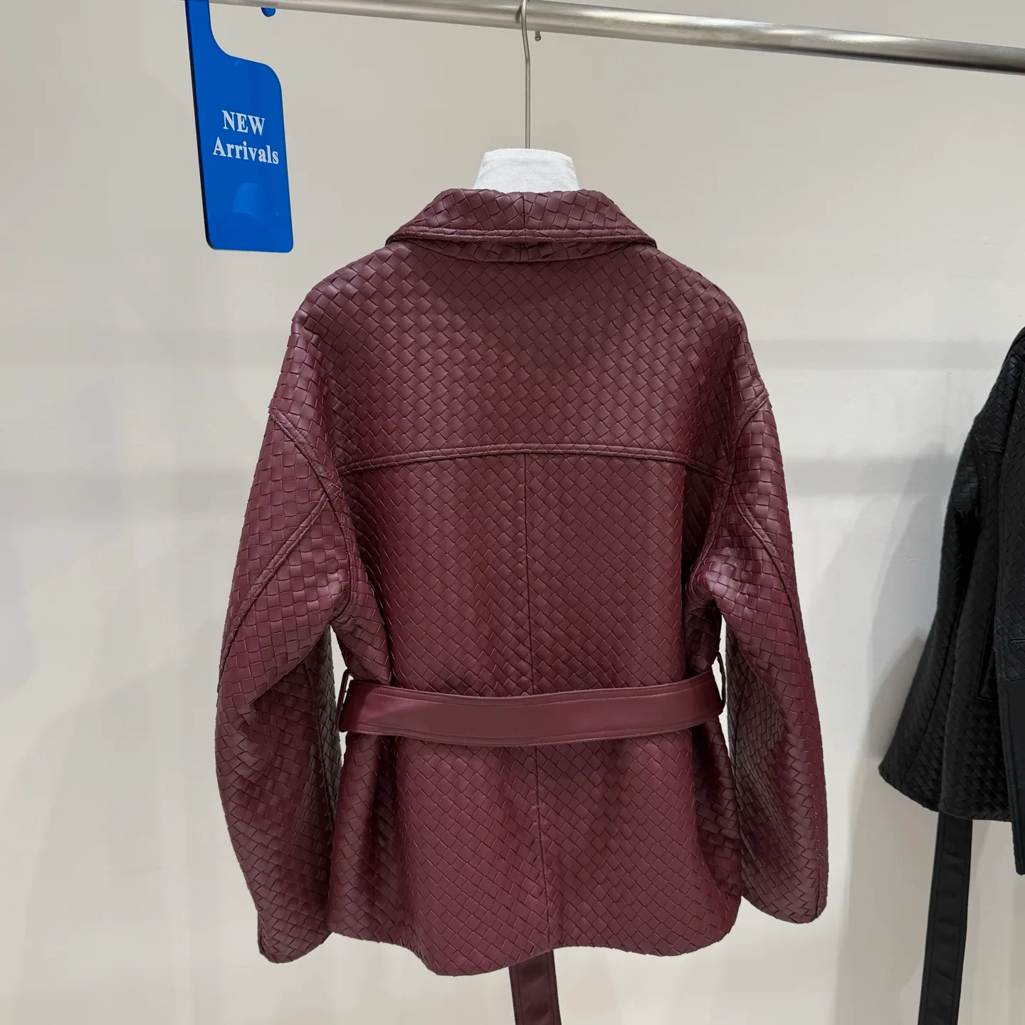 Кожаные Куртки И Дублёнки Женские Bottega Veneta 18335422
