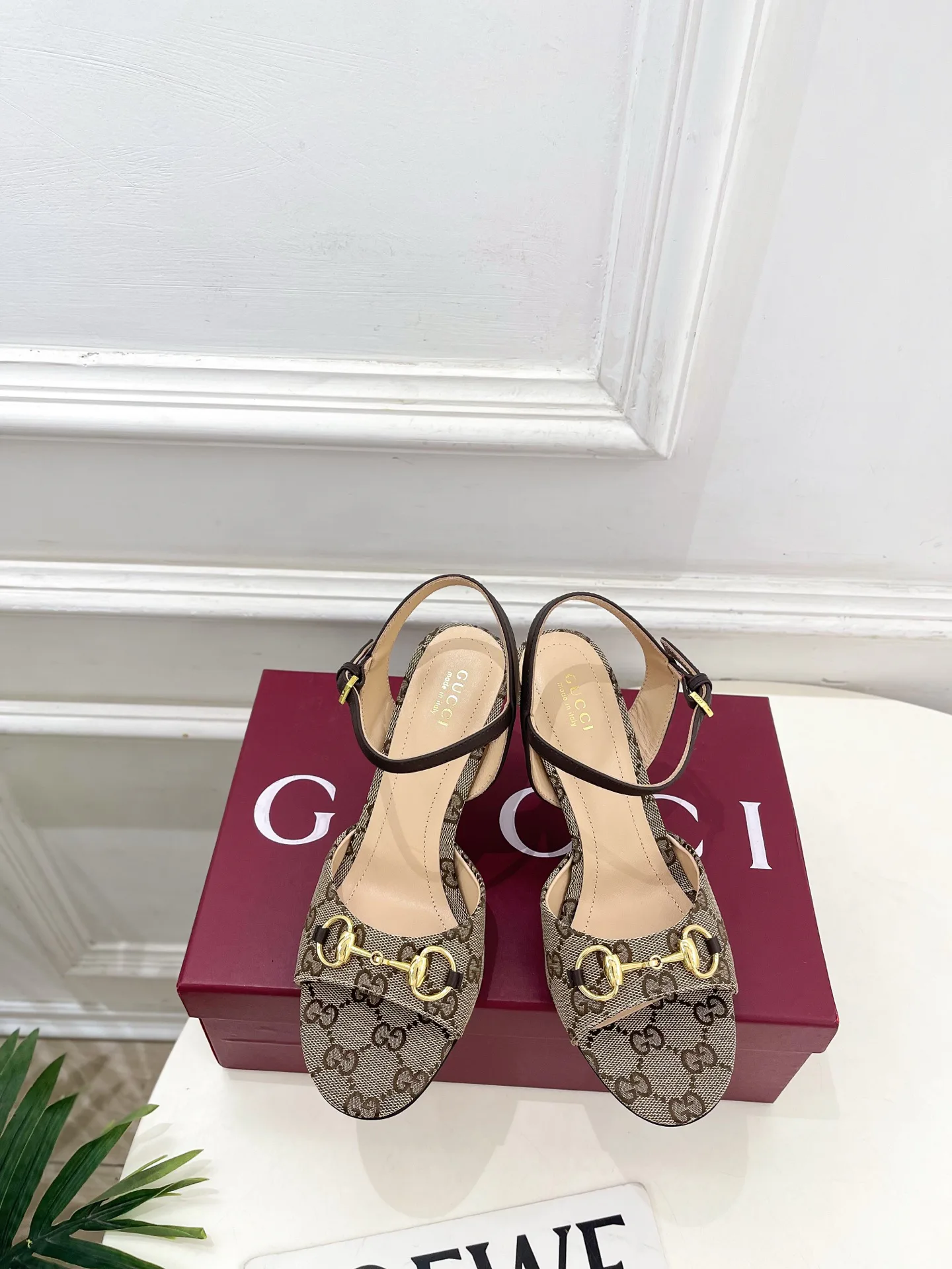 Босоножки Женские Gucci 13218178