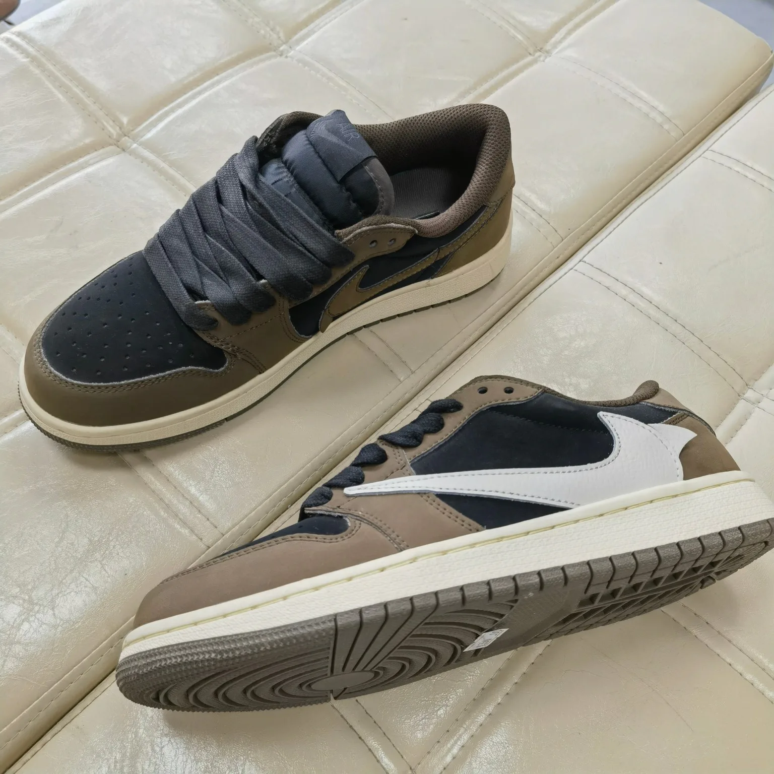 Кроссовки Женские Nike 3861