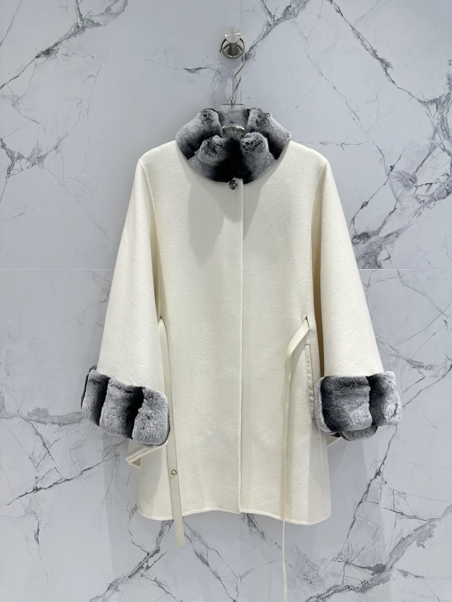 Пальто Женские Loro Piana 1872157