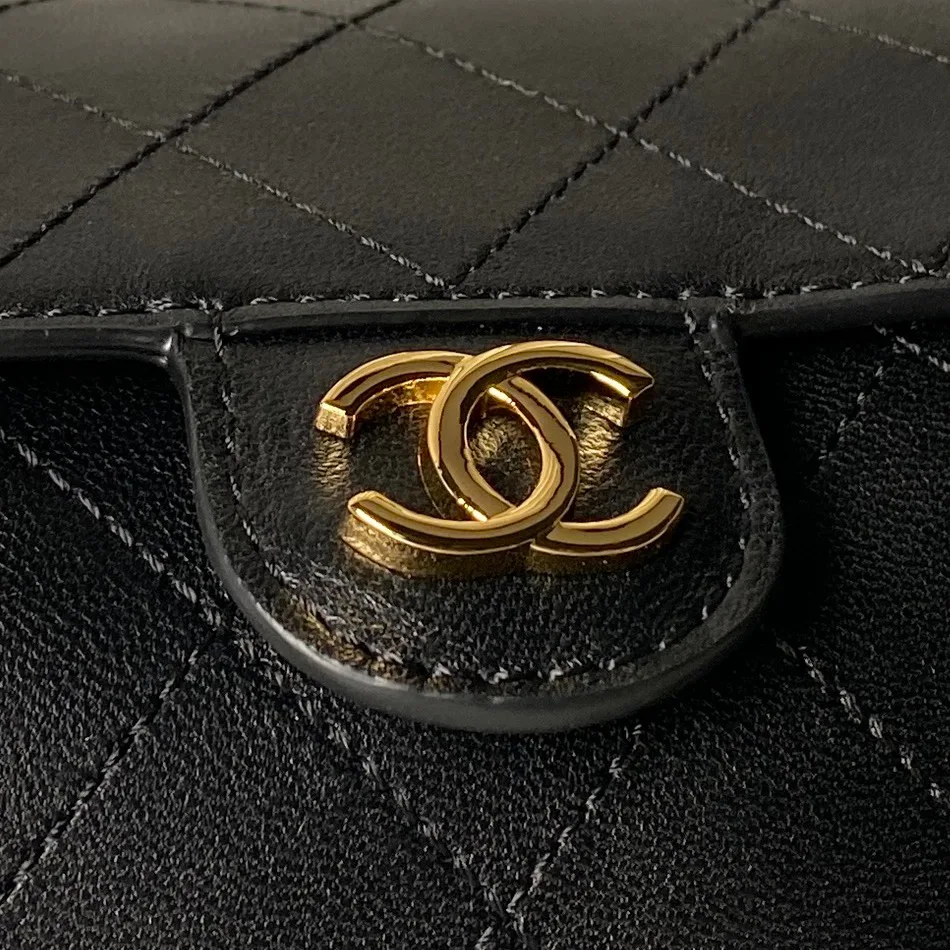 Классические Сумки Женские Chanel 18207946