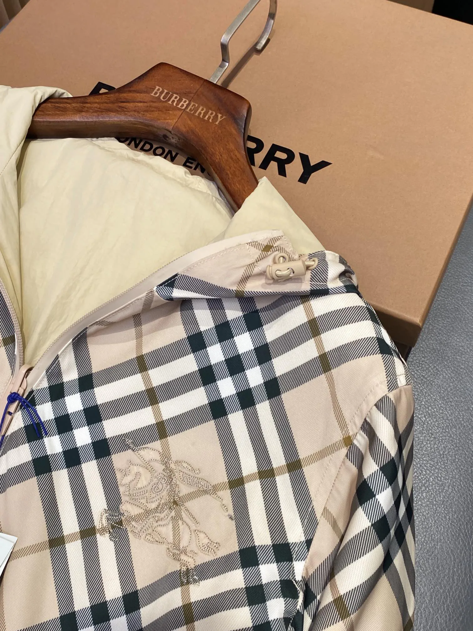 Куртки И Пуховики Мужские Burberry 13433005