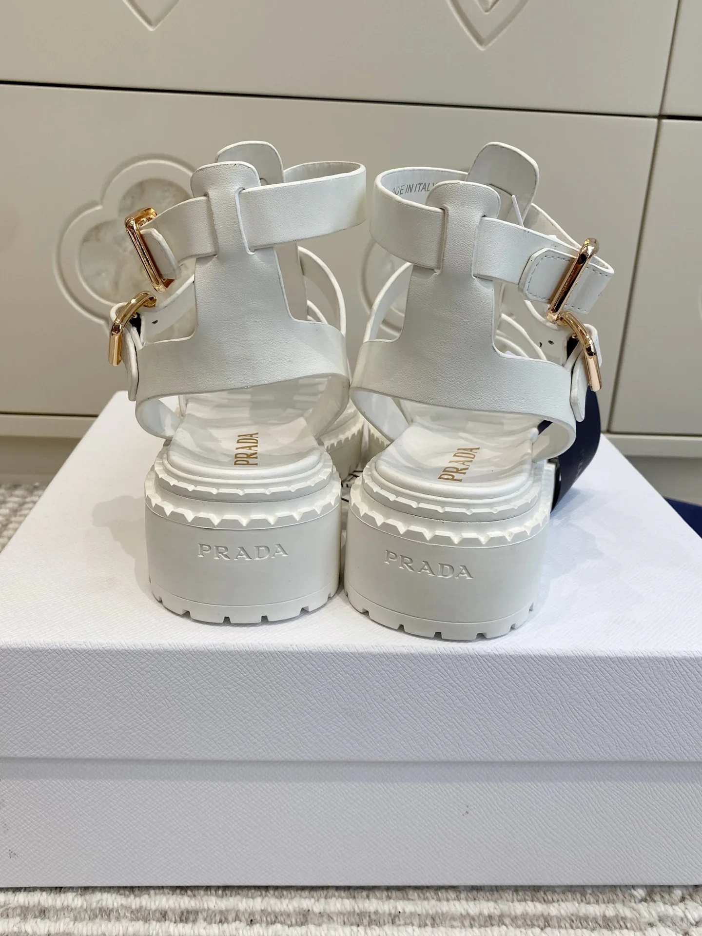 Босоножки Женские Prada 17224388