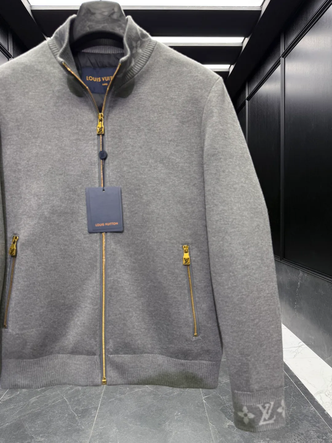 Куртки И Пуховики Мужские Louis Vuitton 433406