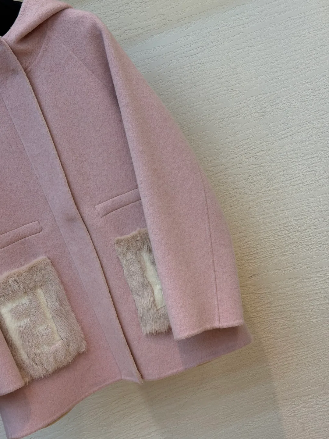 Пальто Женские Fendi 17953521