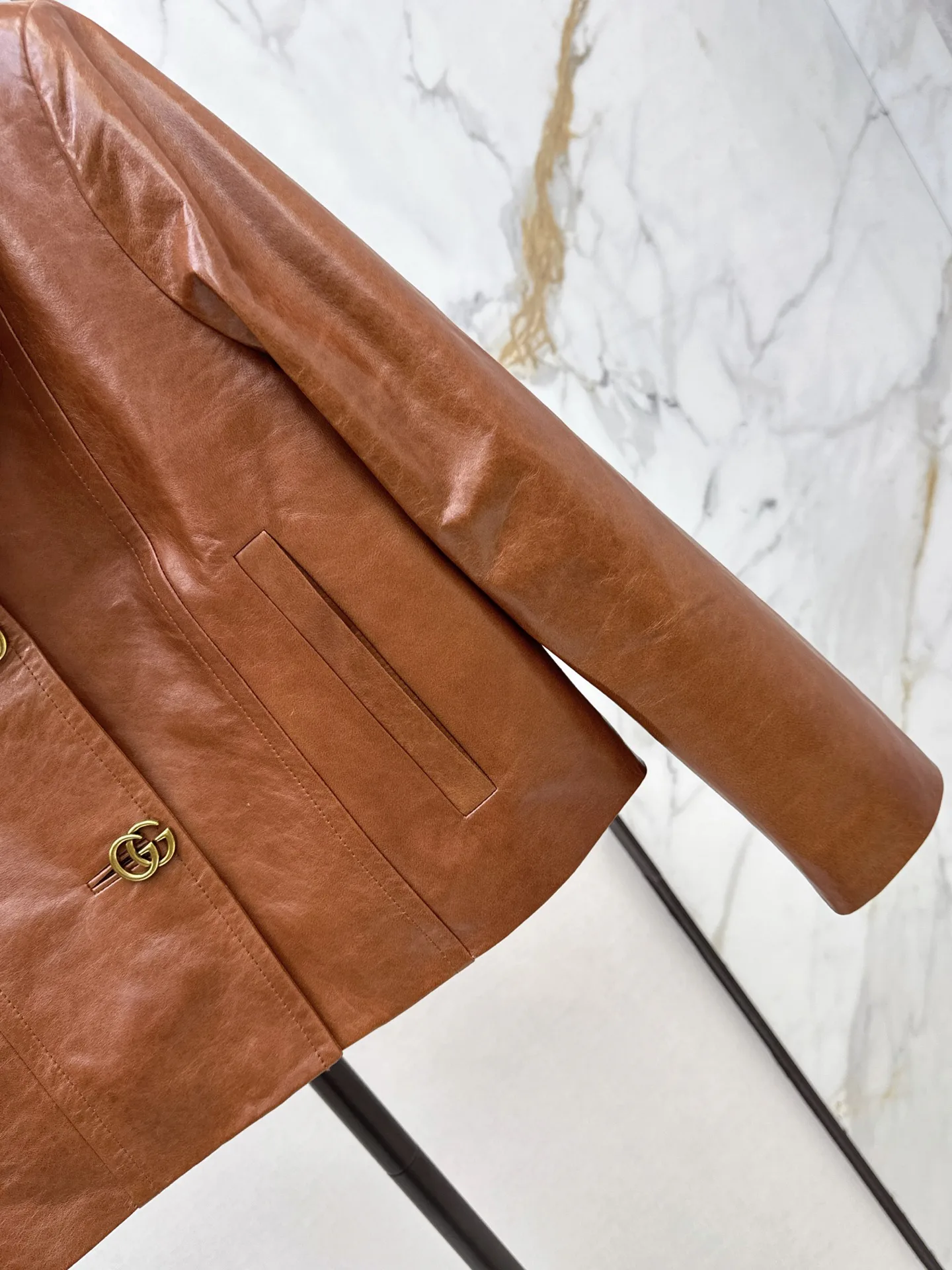 Кожаные Куртки И Дублёнки Женские Gucci 17651725
