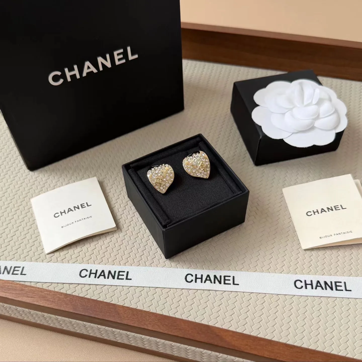 Бижутерия Chanel 18123158