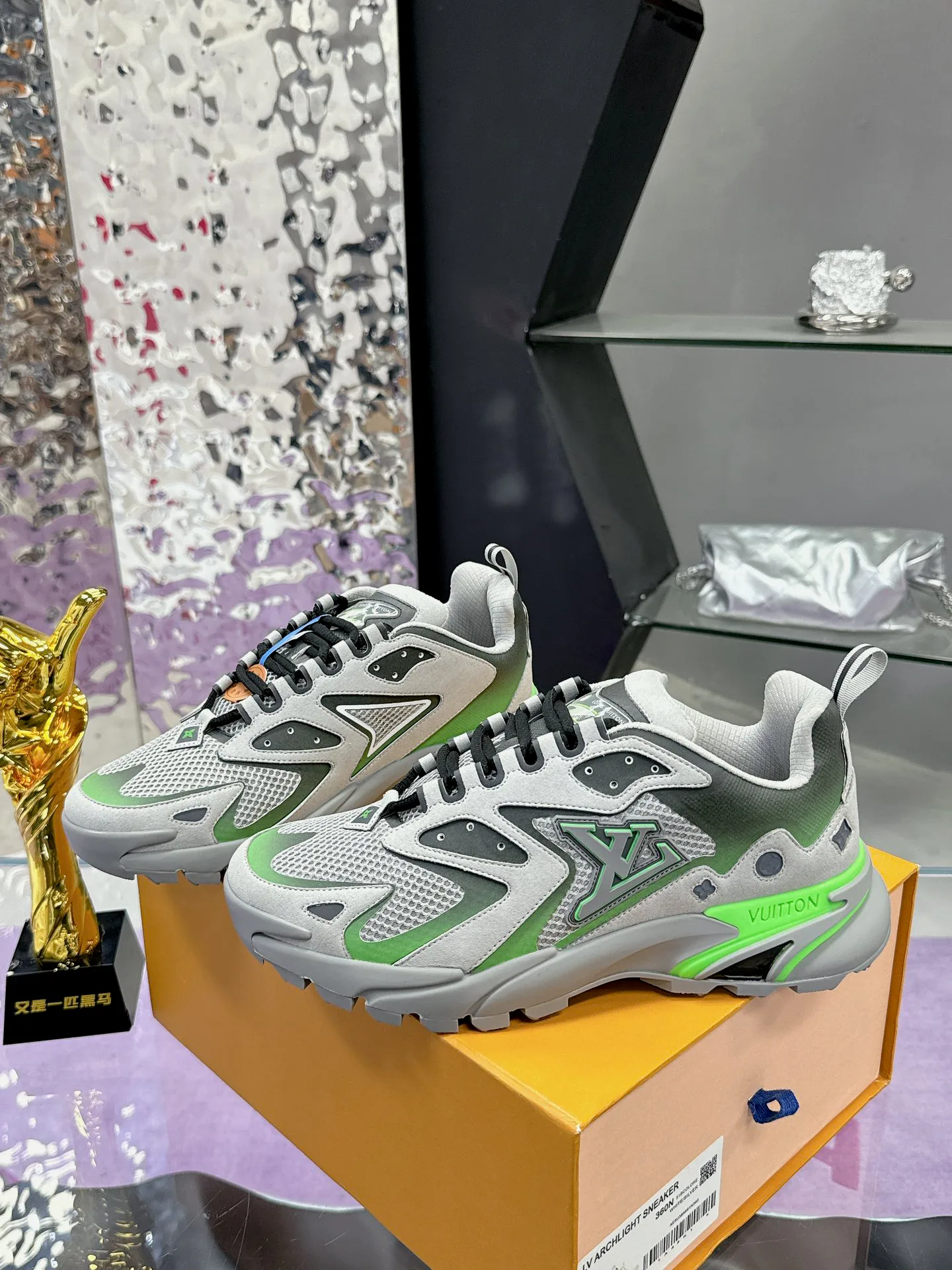 Кроссовки Мужские Louis Vuitton 841701