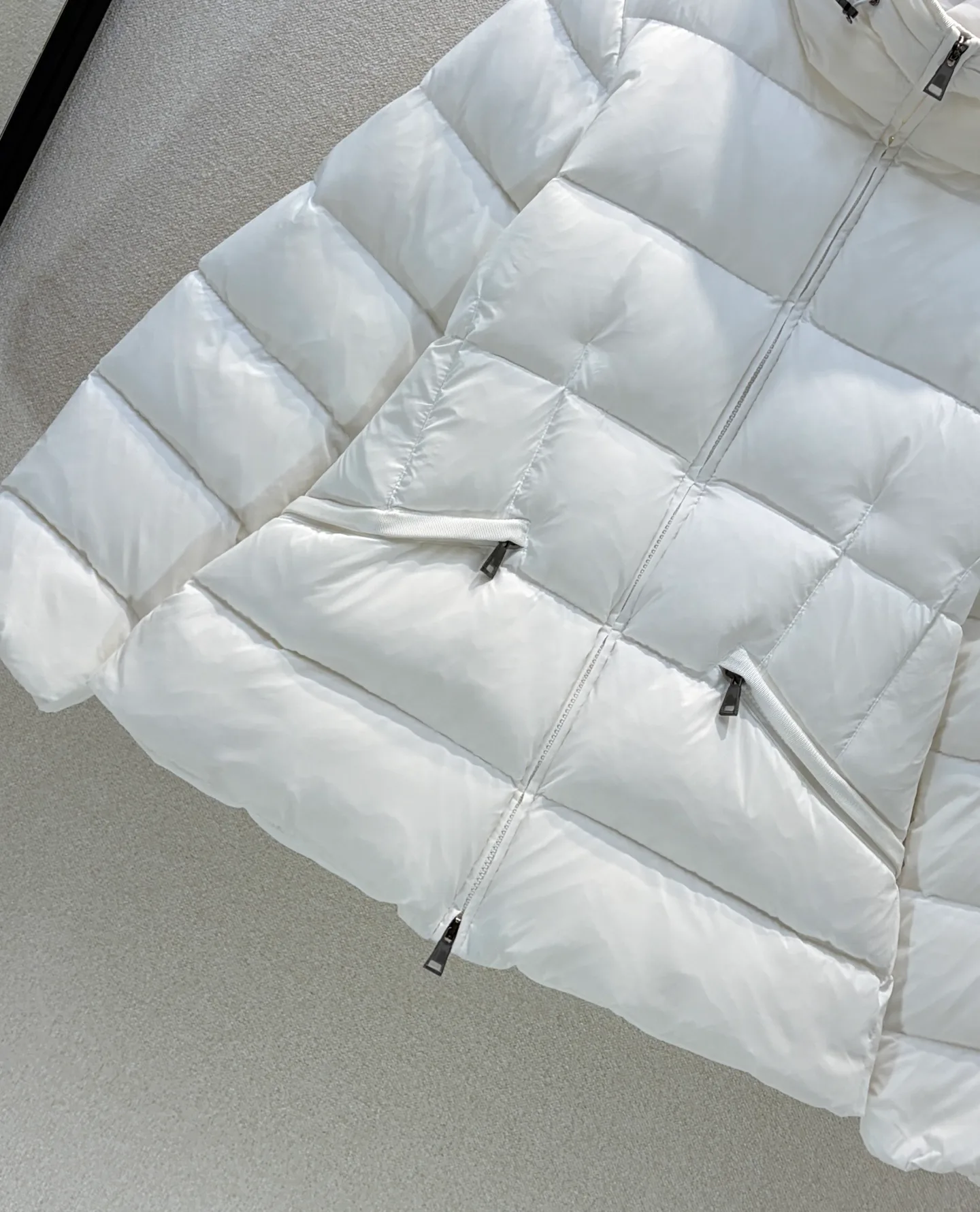 Куртки И Пуховики Женские Moncler 19335006