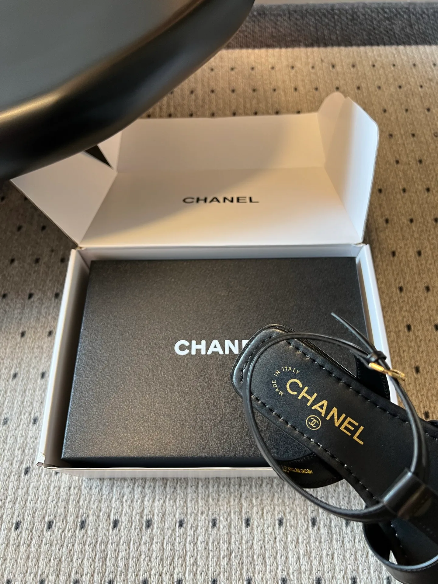 Босоножки Женские Chanel 16931519