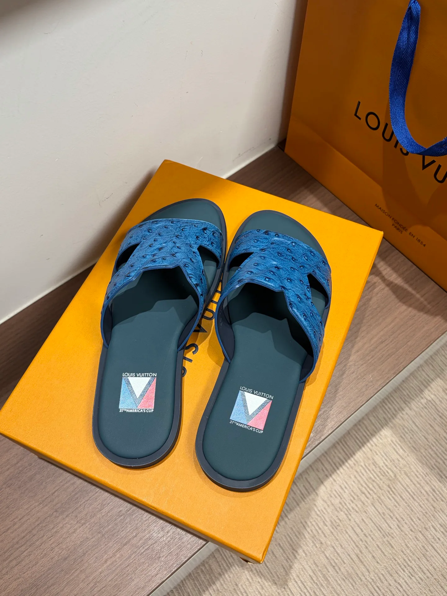 Шлепанцы Мужские Louis Vuitton 12826631