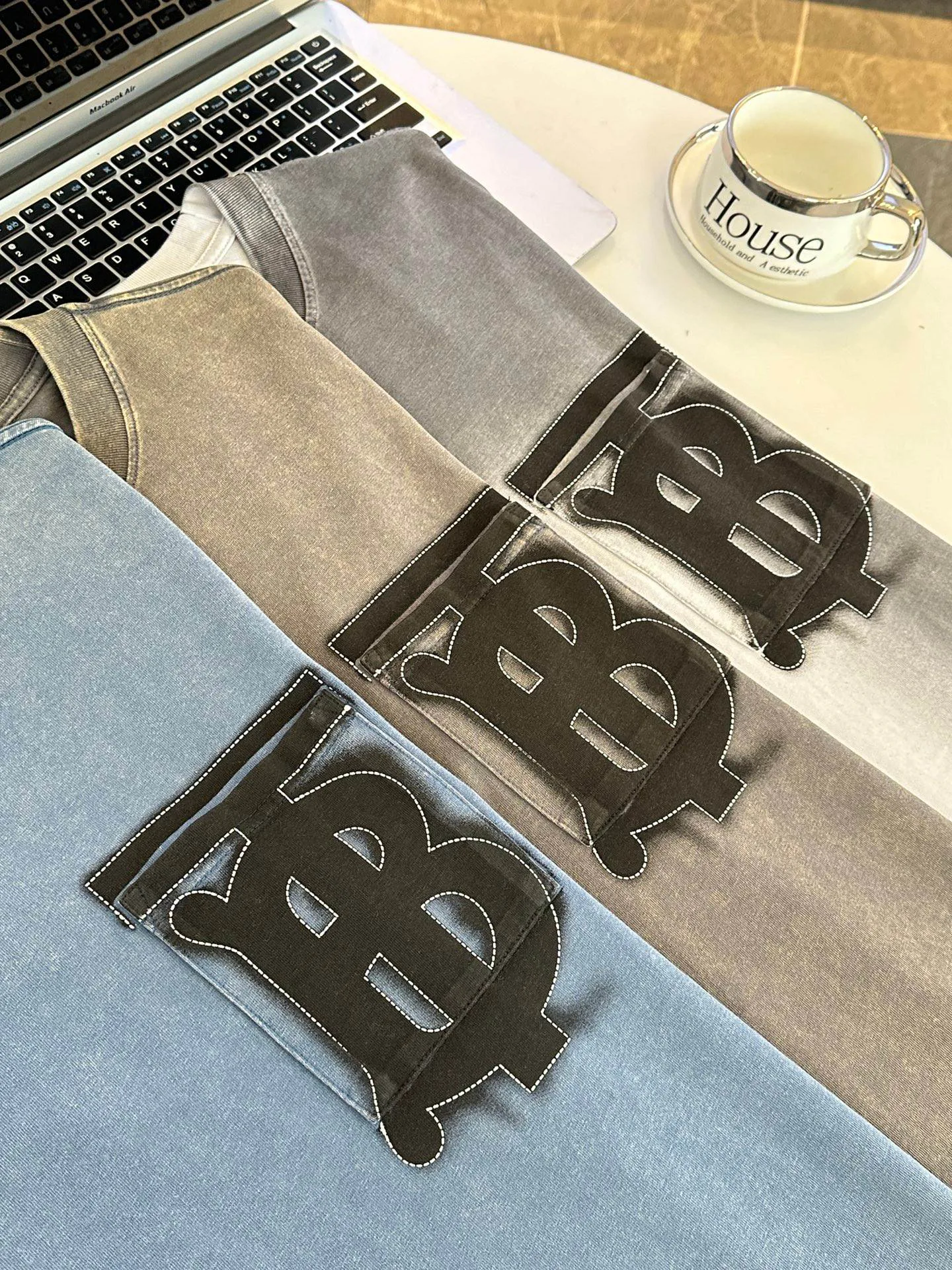 Футболки Женские Burberry 3433