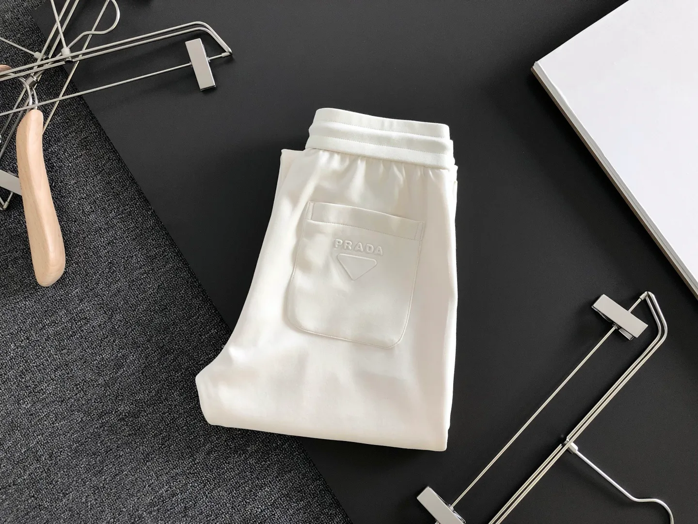 Брюки Мужские Prada 11790558