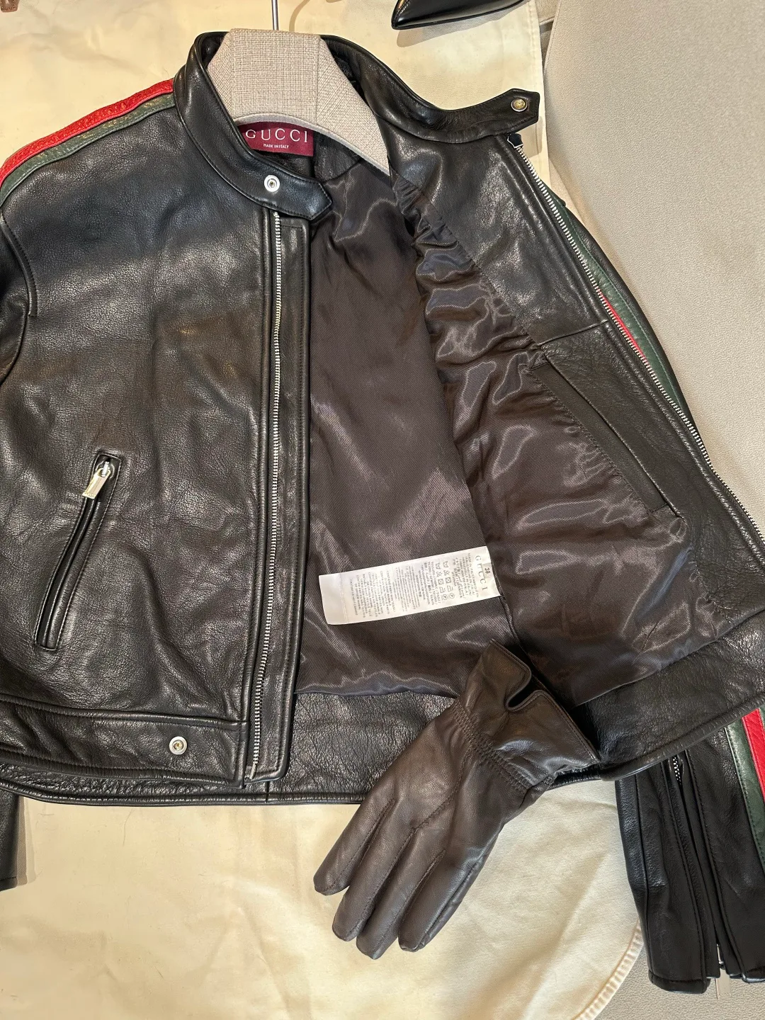 Кожаные Куртки И Дублёнки Женские Gucci 19613398