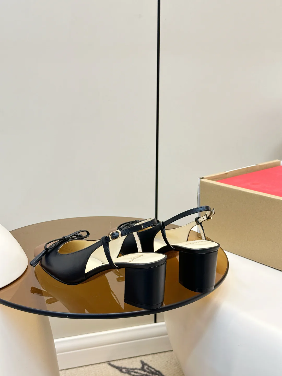 Босоножки Женские Valentino 13561074