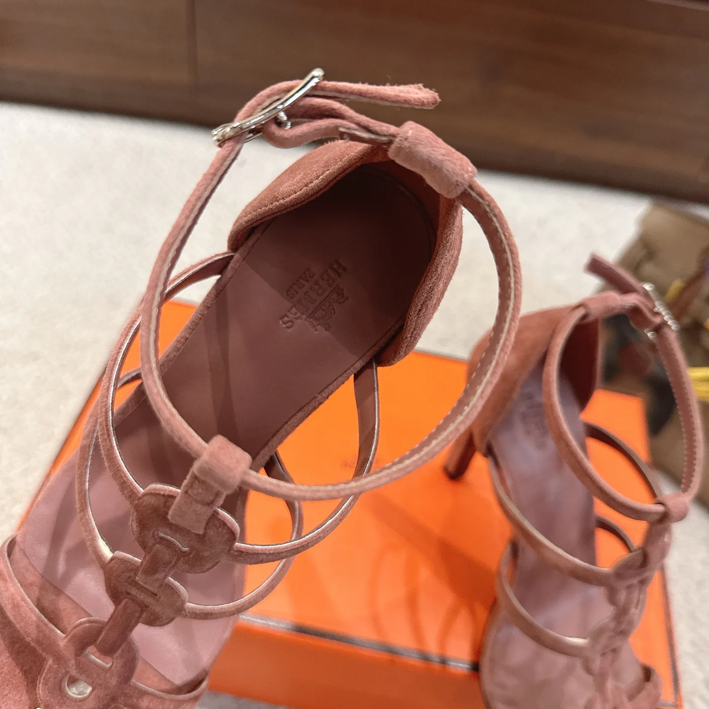 Босоножки Женские Hermes 10785825