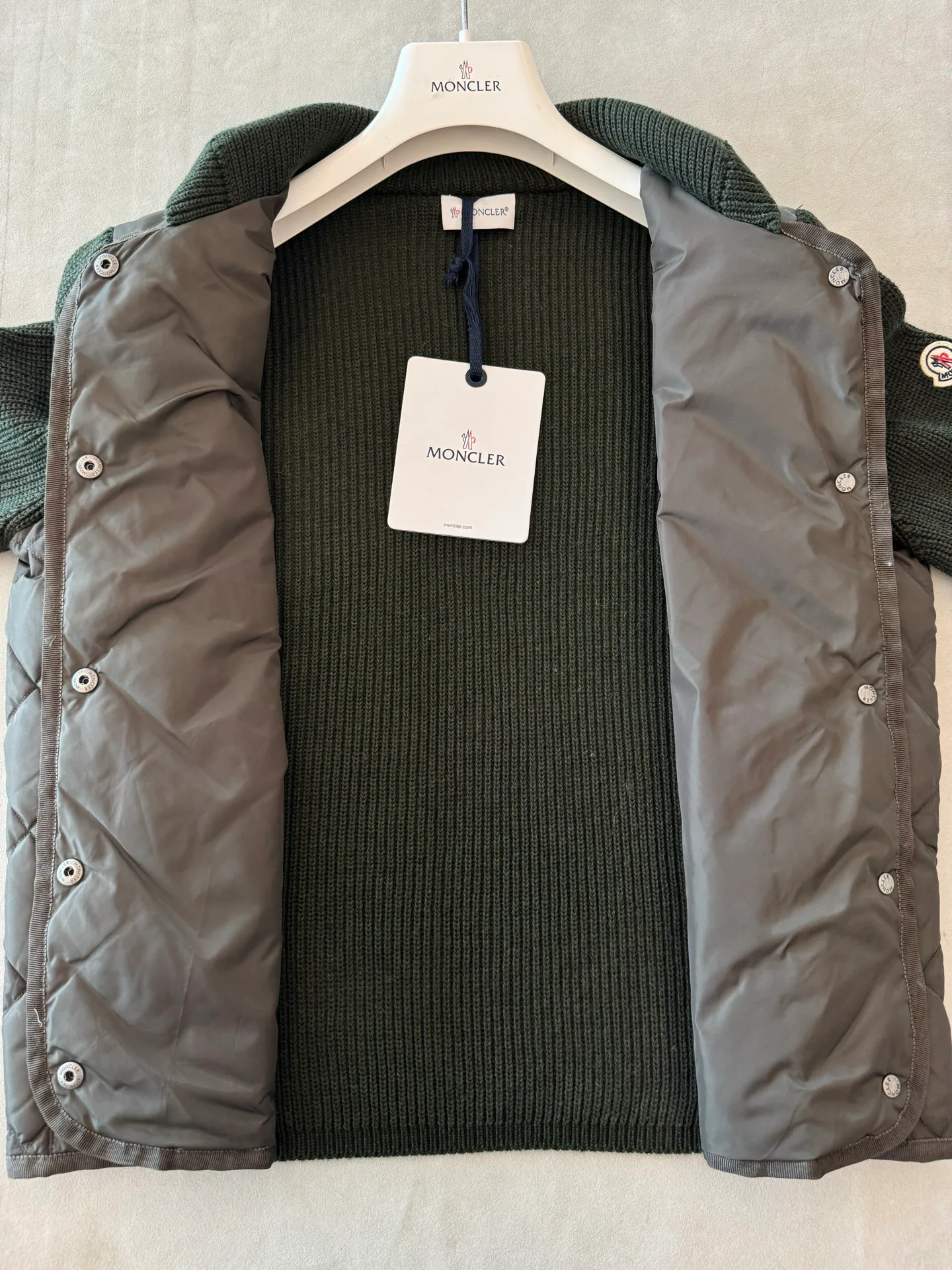Куртки И Пуховики Женские Moncler 18491943