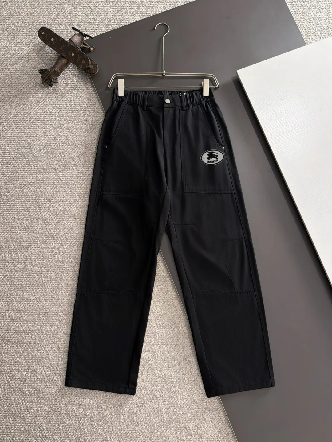 Брюки Мужские Burberry 17557497