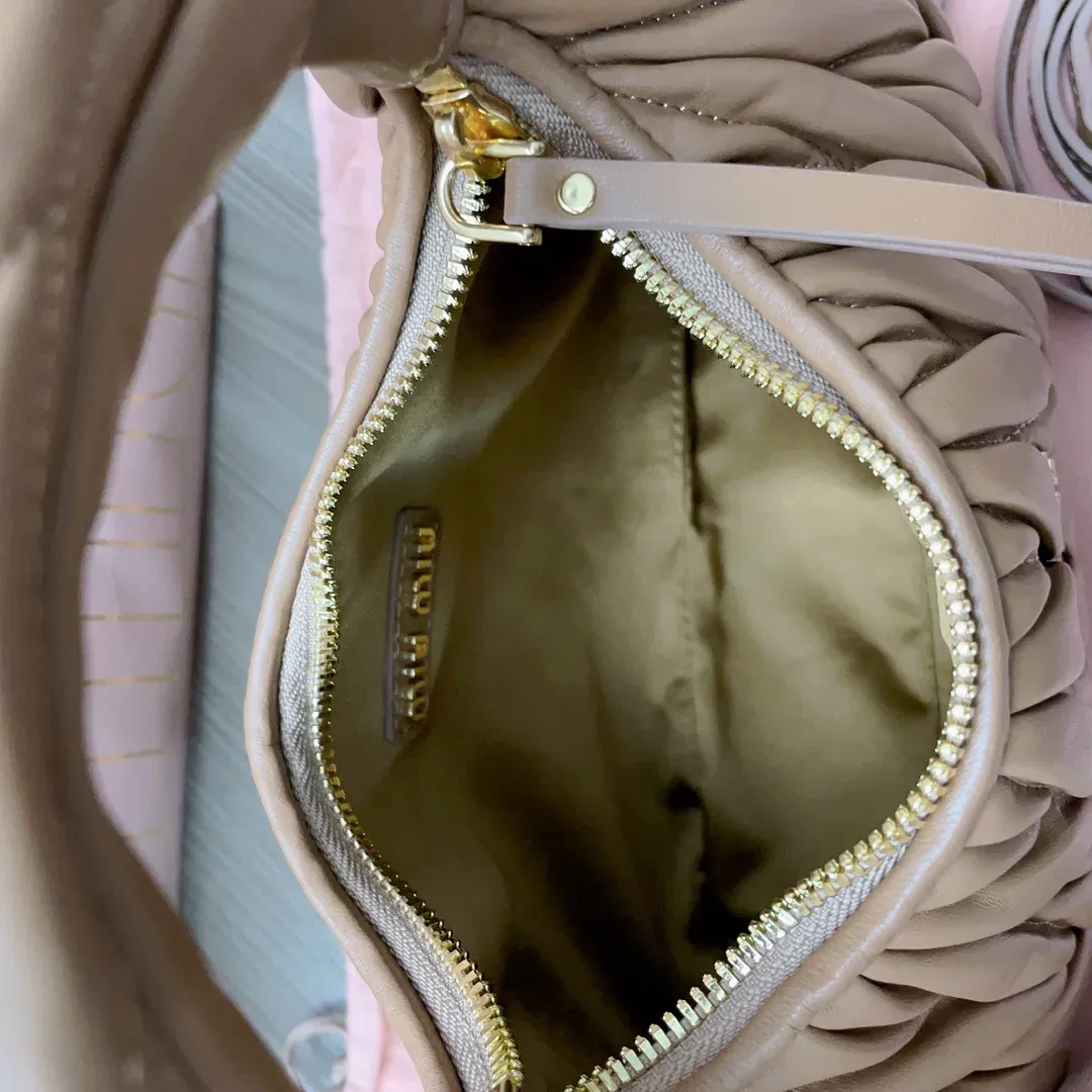 Сумки На Ремне Женские Miu Miu 61482