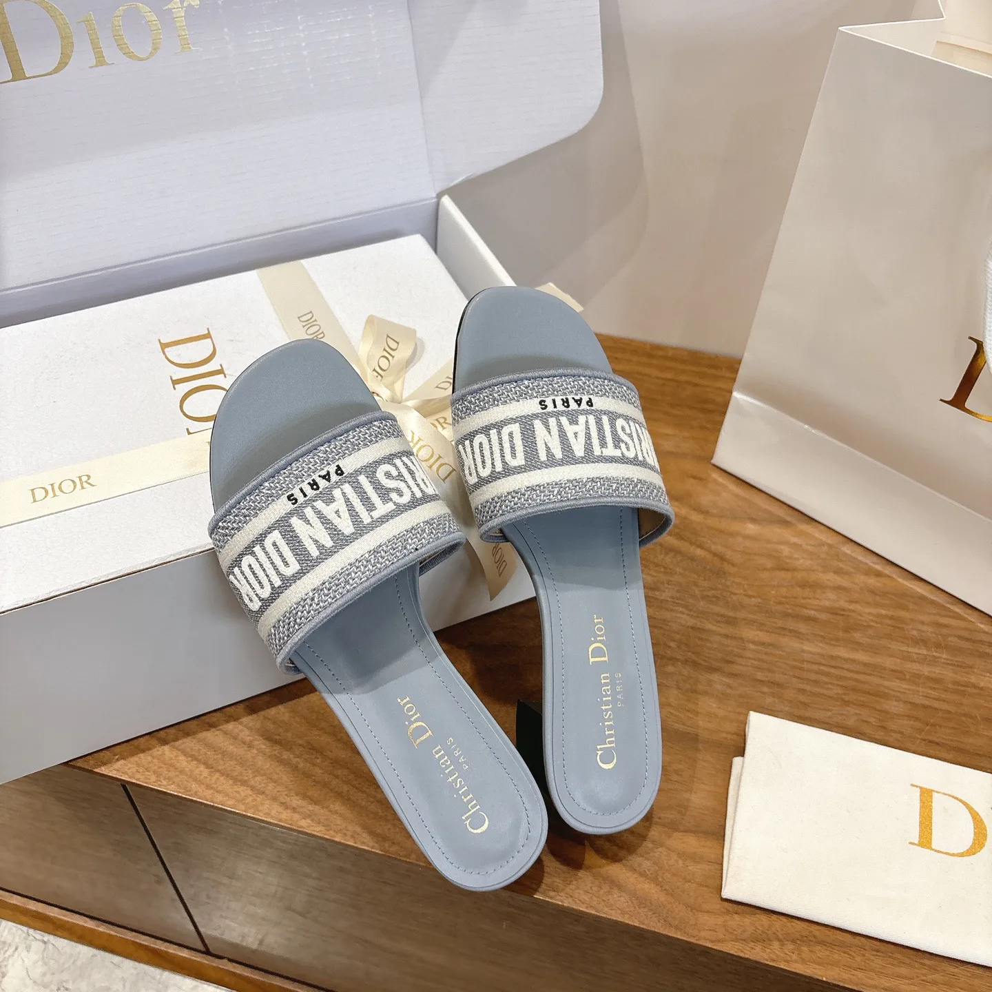 Босоножки Женские Christian Dior 1137303