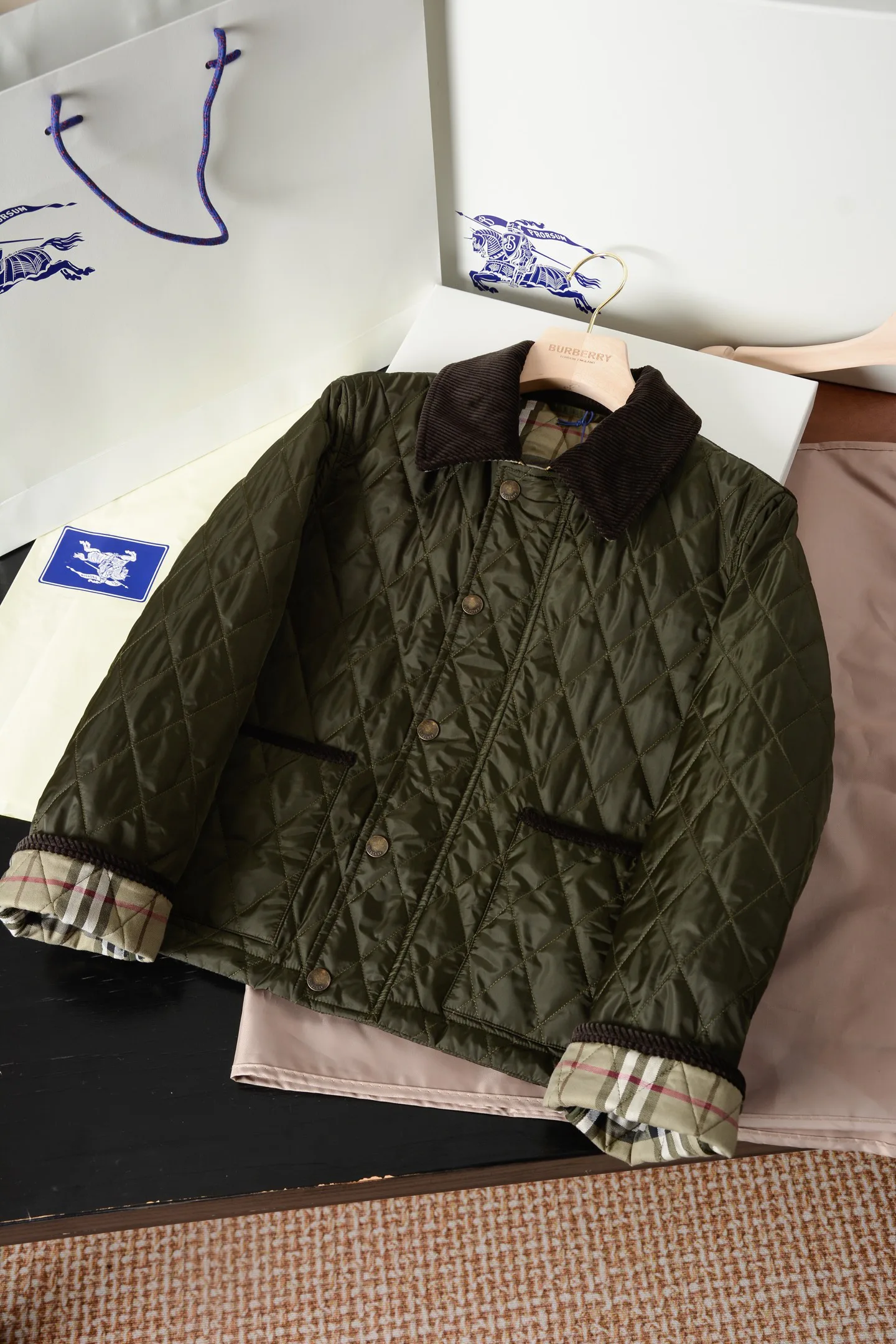 Куртки И Пуховики Женские Burberry 18513001