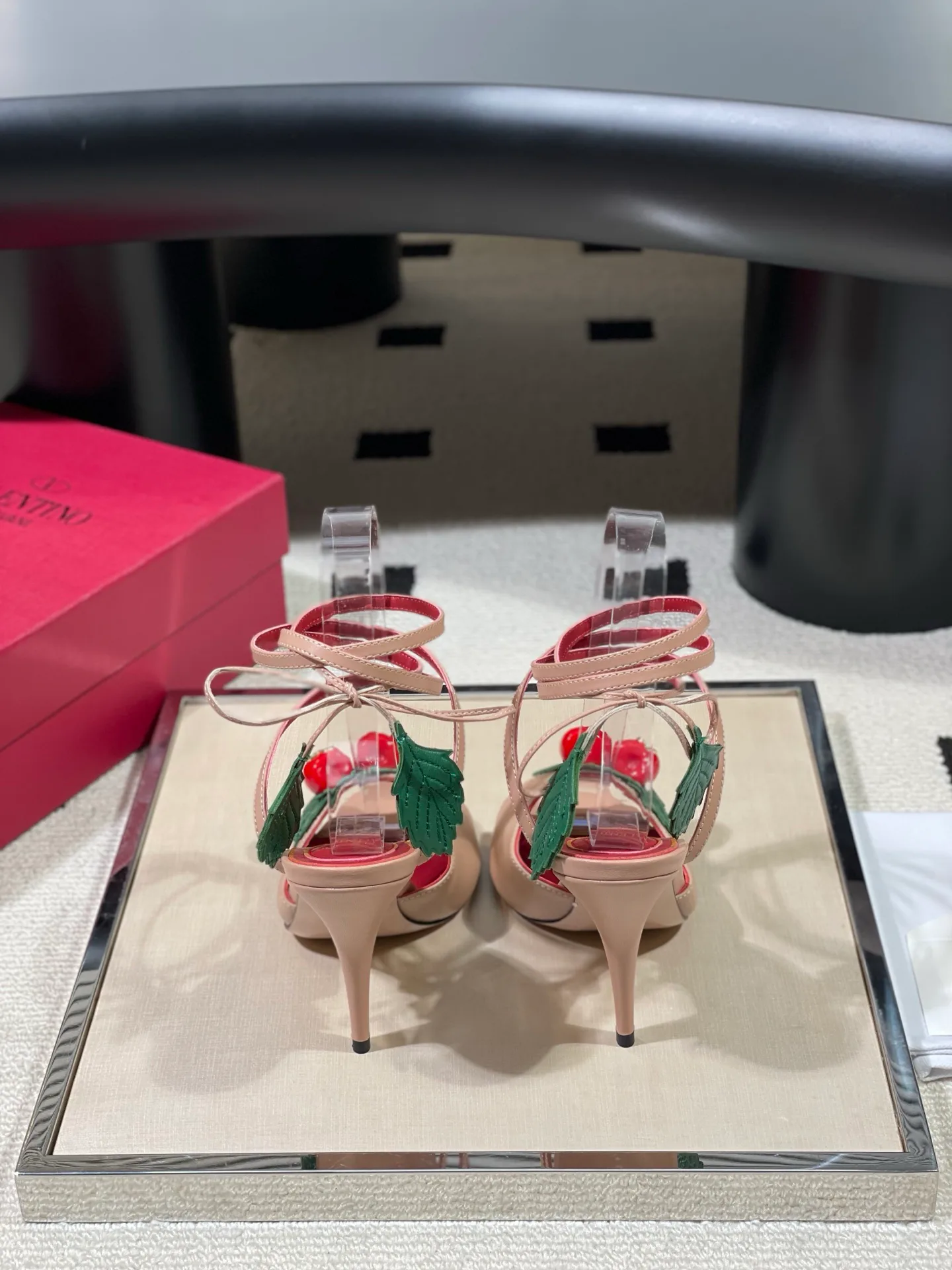 Босоножки Женские Valentino 13189671