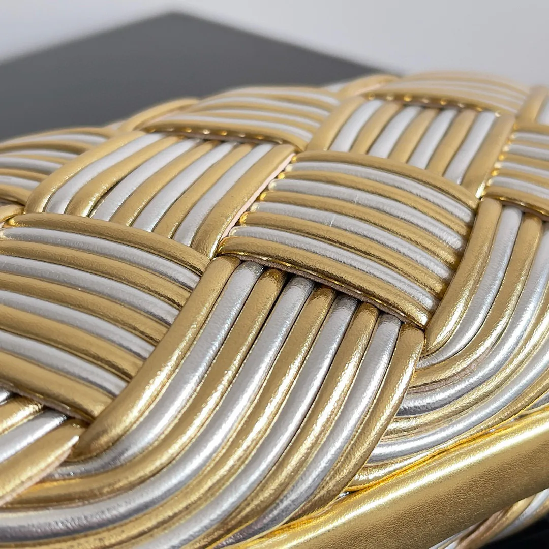 Клатчи Женские Bottega Veneta 1037130