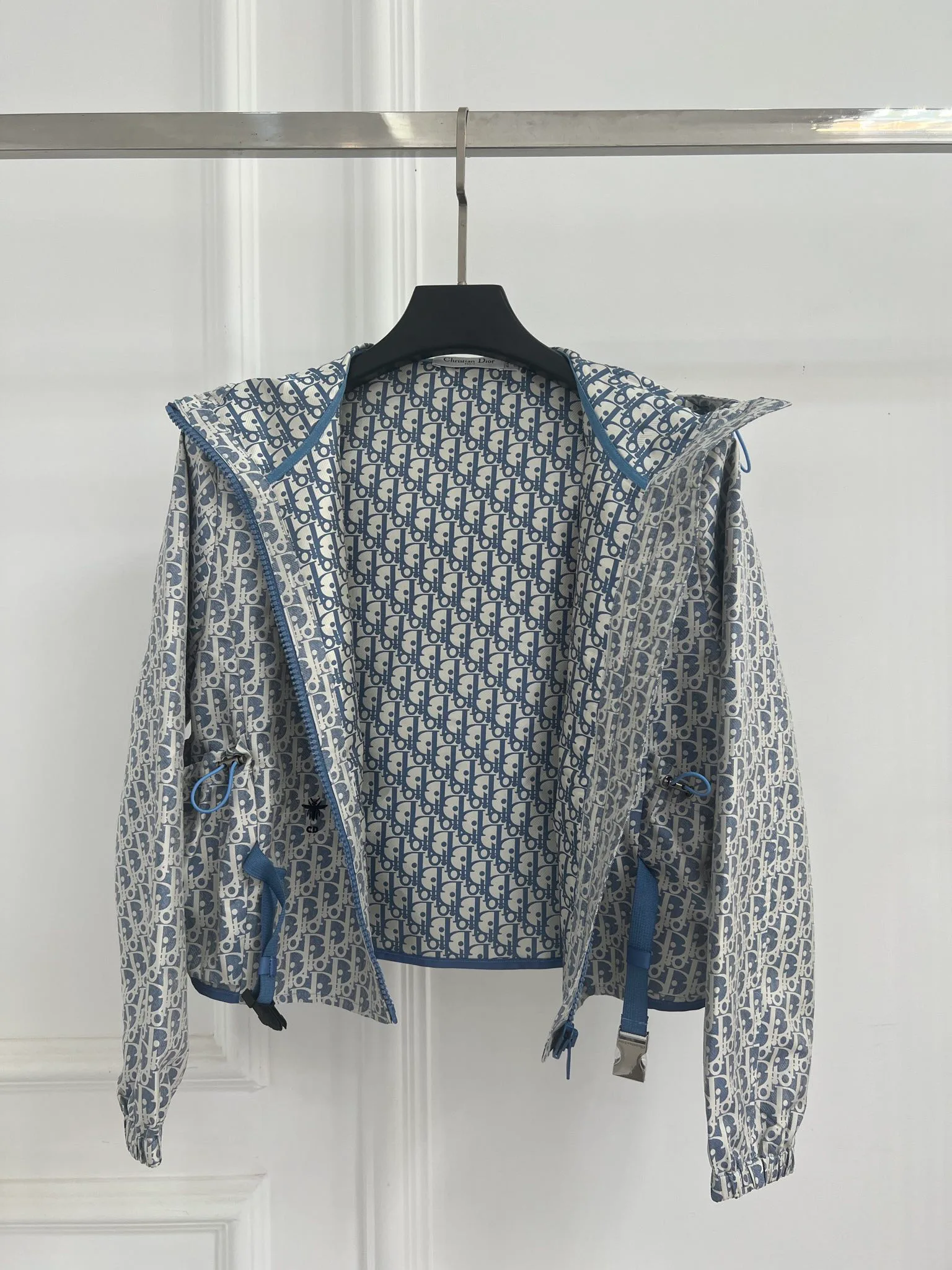 Куртки И Пуховики Женские Christian Dior 18885460